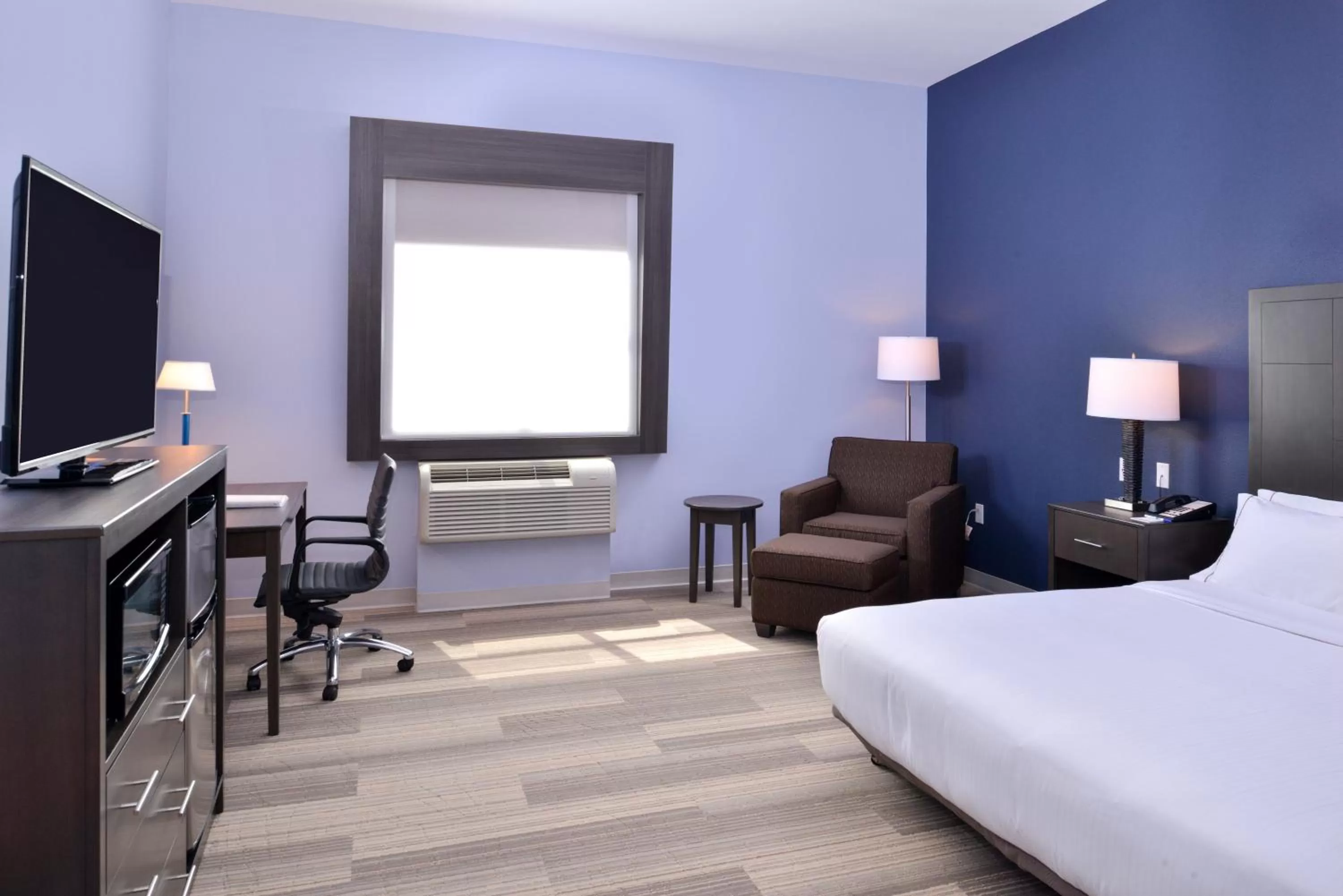 Photo of the whole room, Bed in Holiday Inn Express Hotels & Suites Loma Linda by IHG