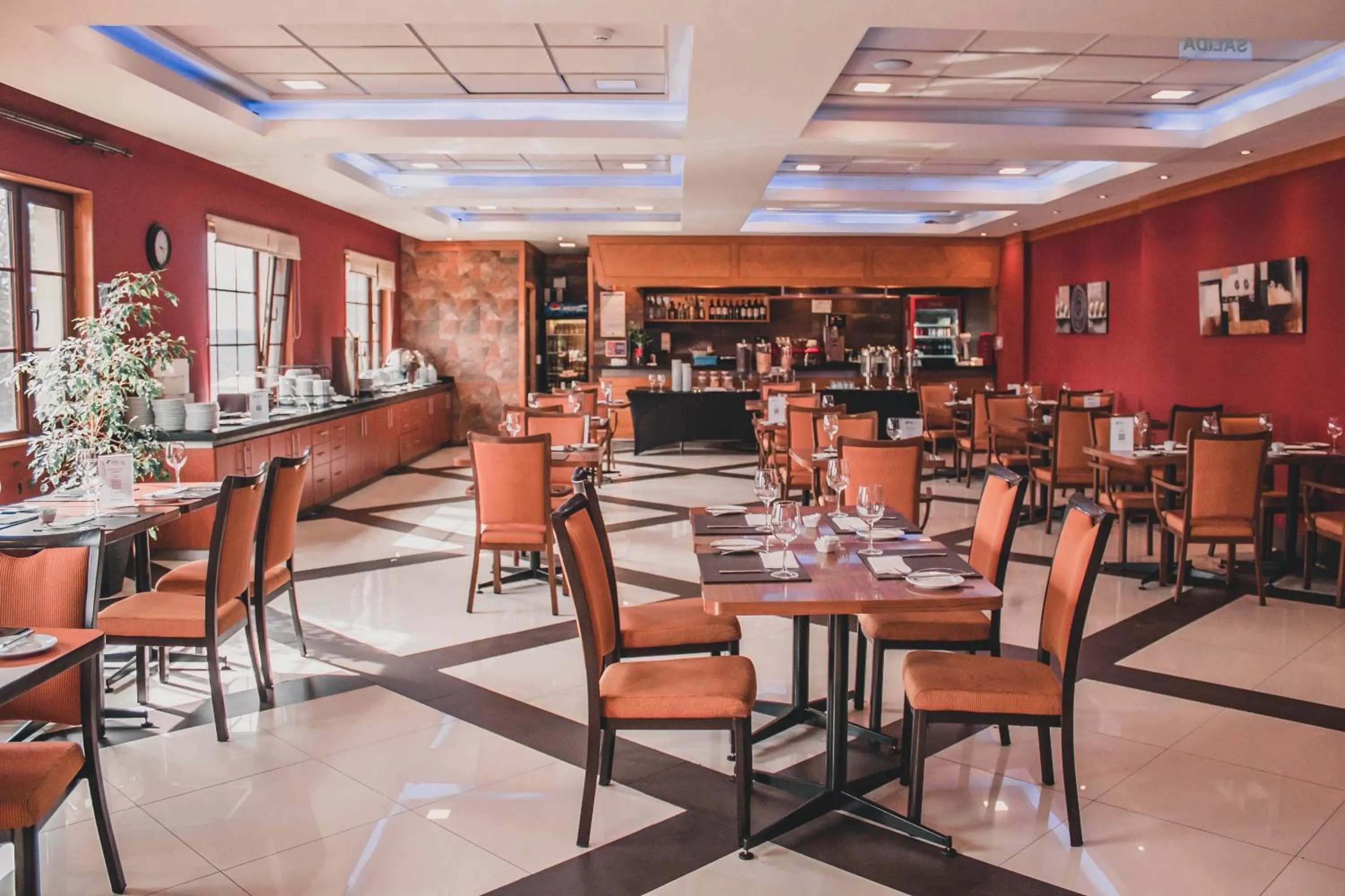 Restaurant/places to eat in Hotel Diego de Almagro Coyhaique