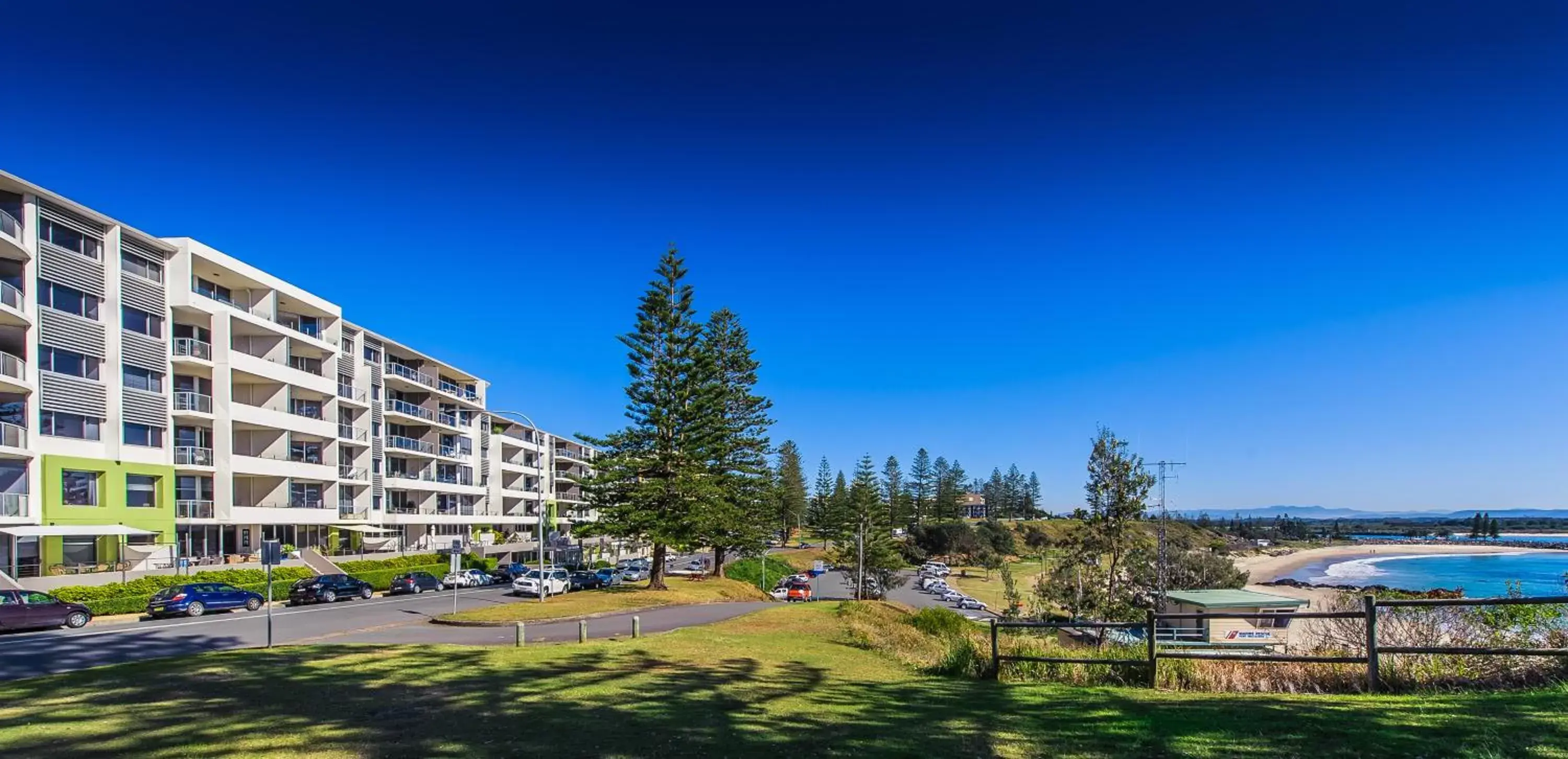 Property Building in Sandcastle Apartments