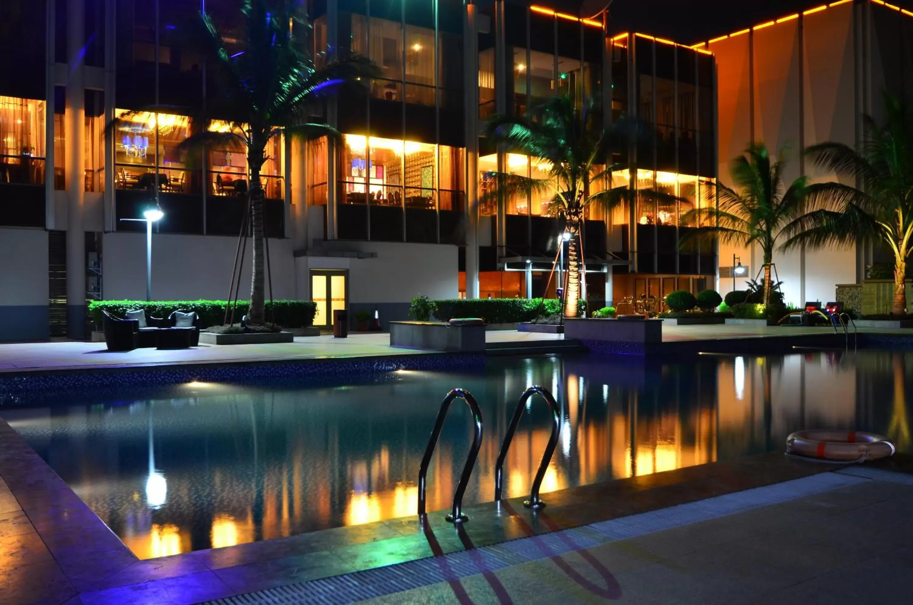 Swimming pool, Property Building in Fleuve Congo Hotel By Blazon Hotels