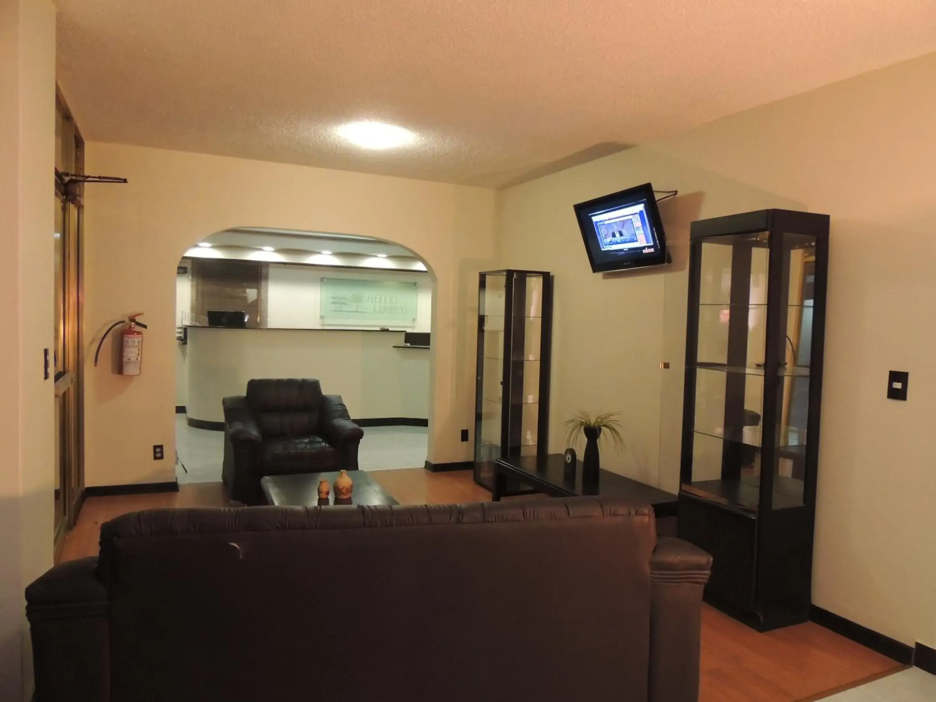 Lobby or reception, Seating Area in Hotel Lizbeth