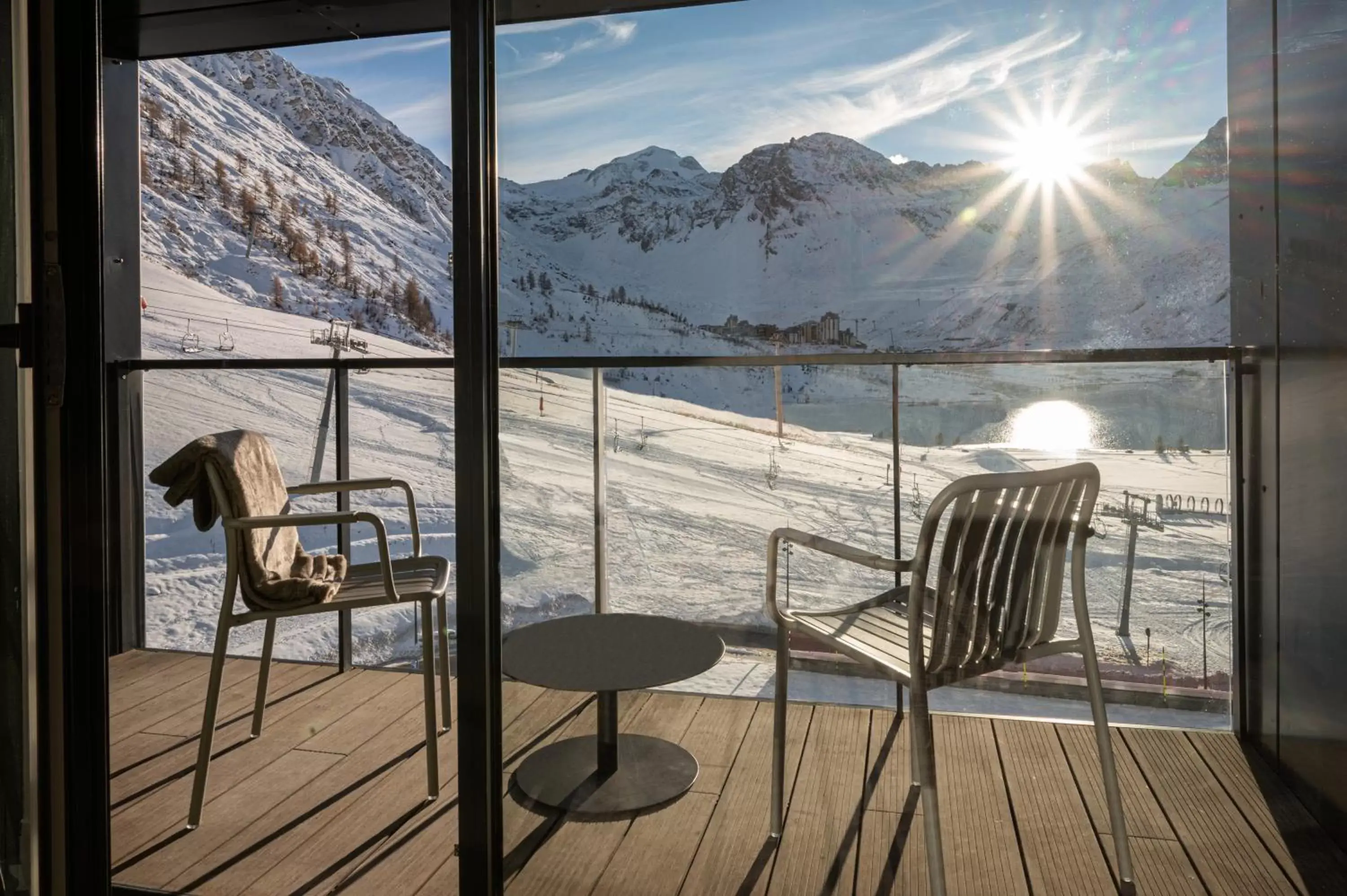 Balcony/Terrace, Mountain View in Hôtel VoulezVous by Les Etincelles