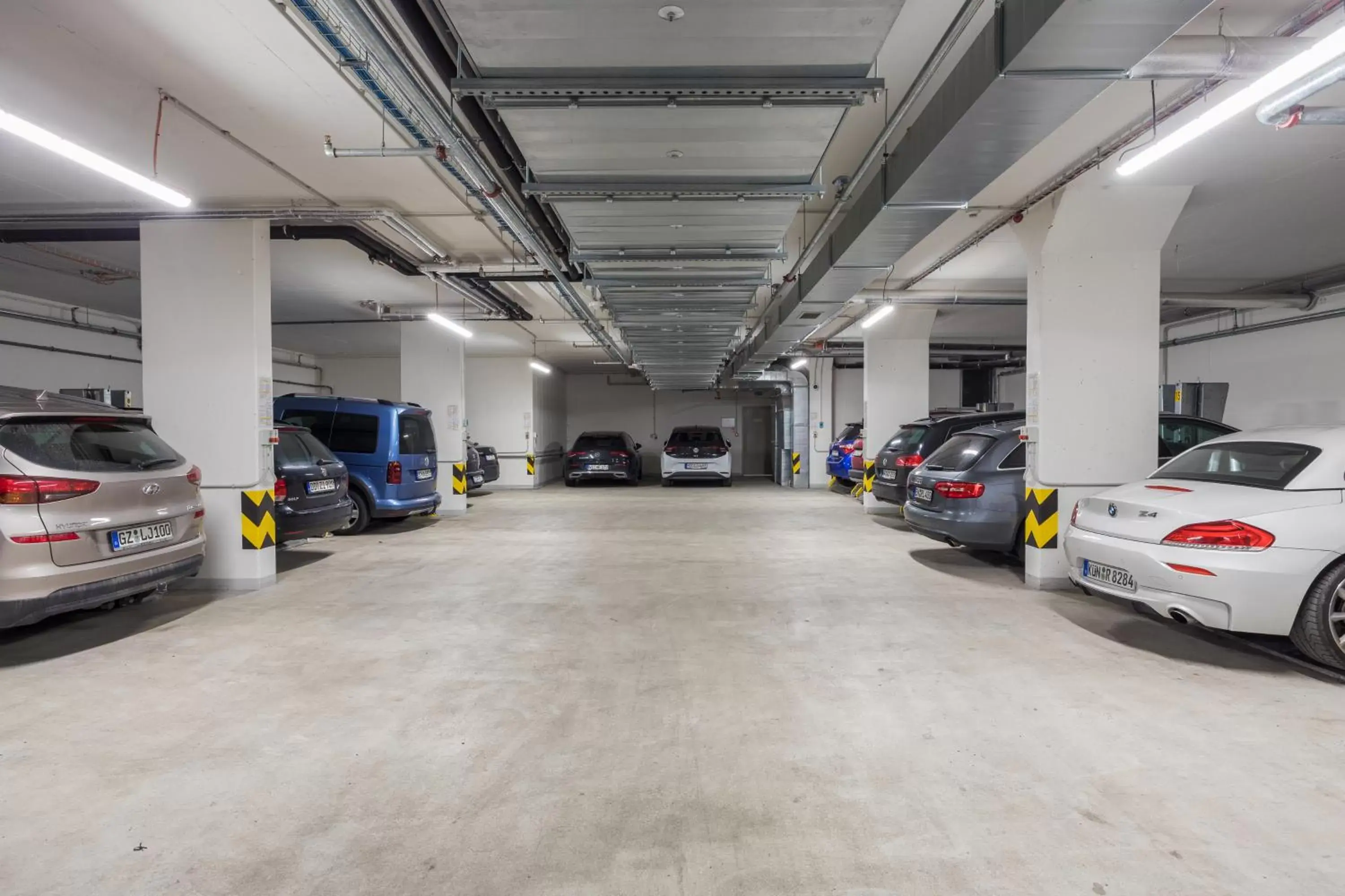 Parking in Hotel Royal Prague