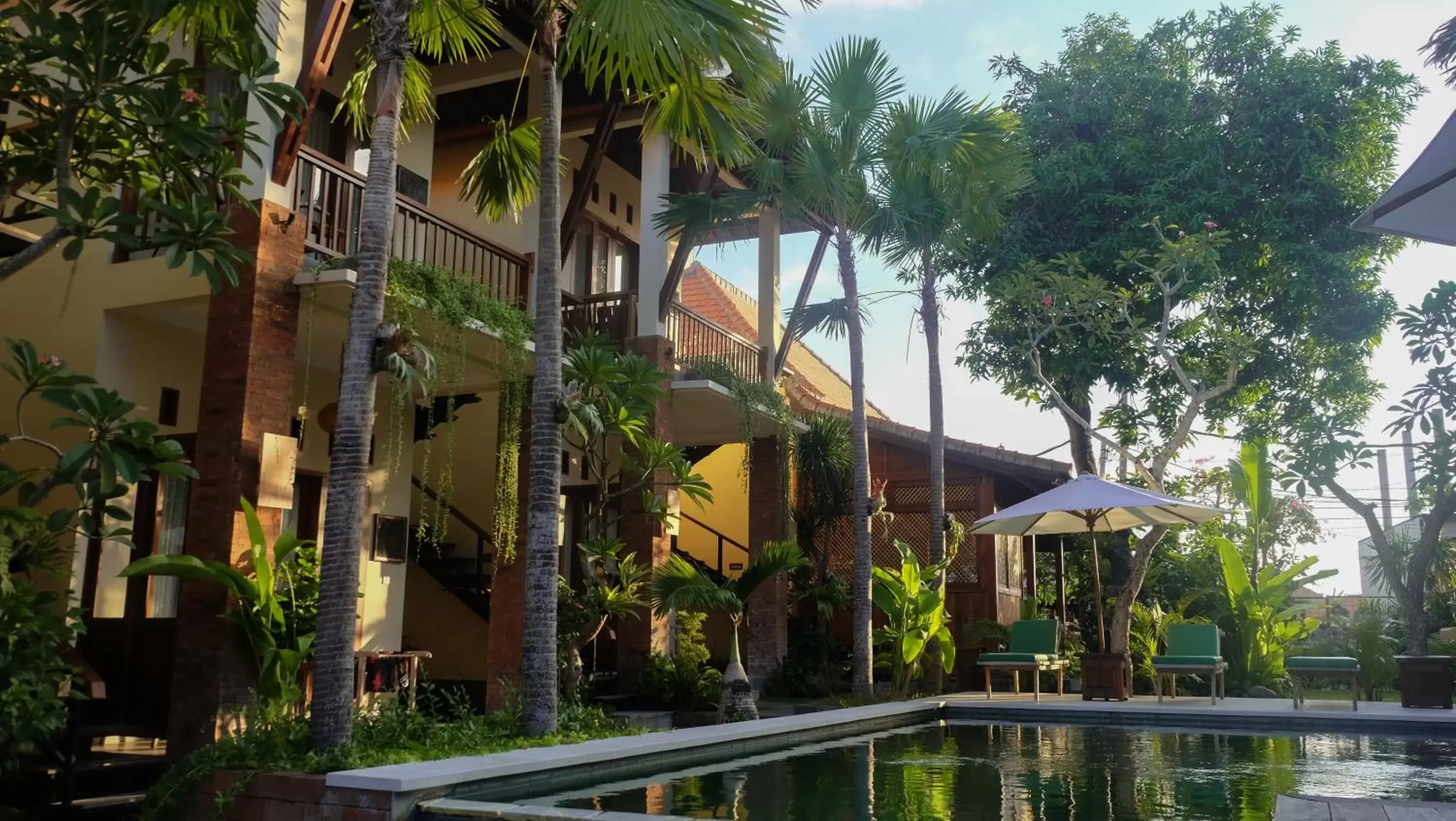 Swimming pool, Property Building in Mina Pelasa Hotel