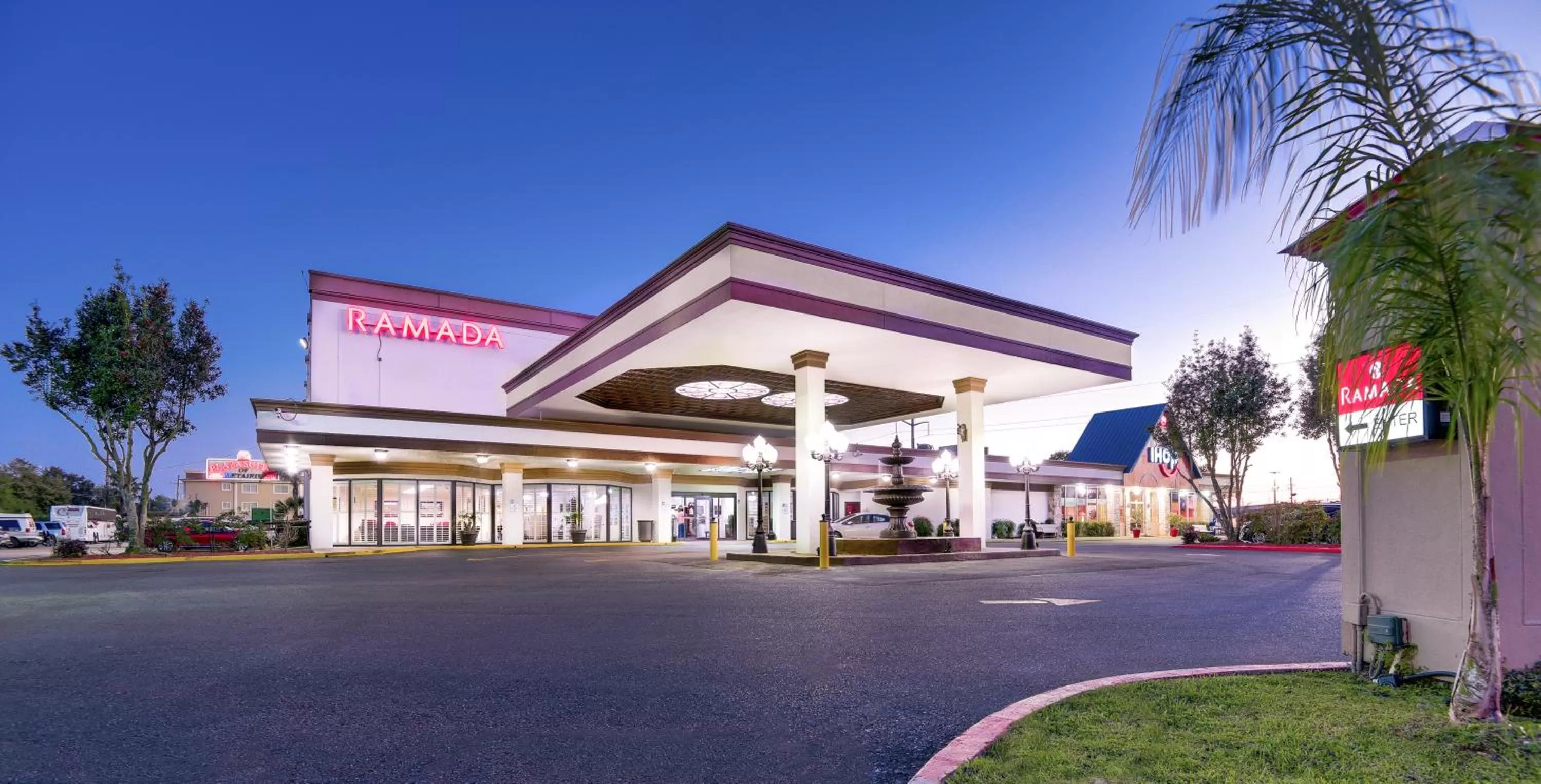 Property building in Ramada by Wyndham Metairie New Orleans Airport