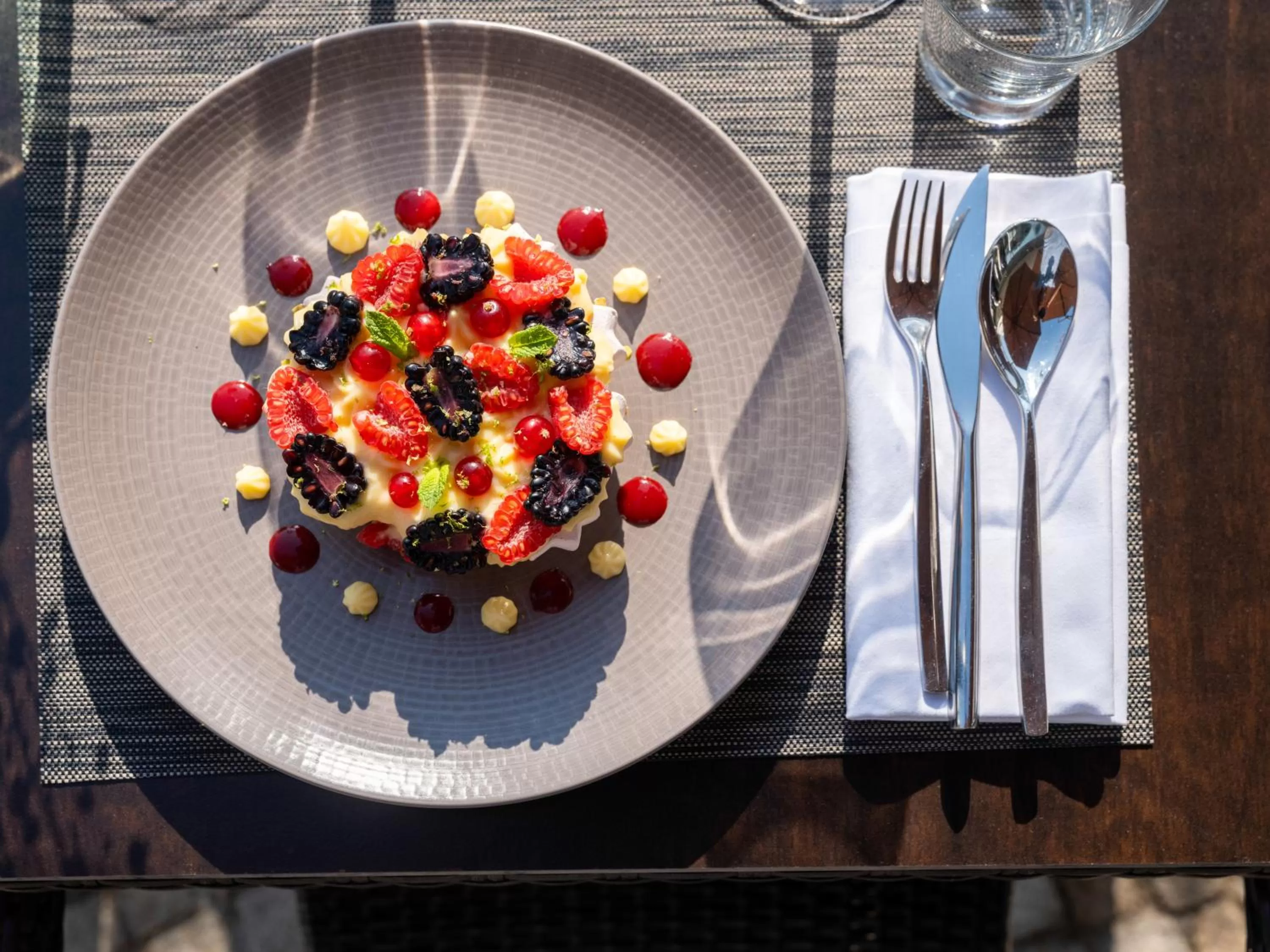 Restaurant/places to eat in Novotel Nantes Centre Gare