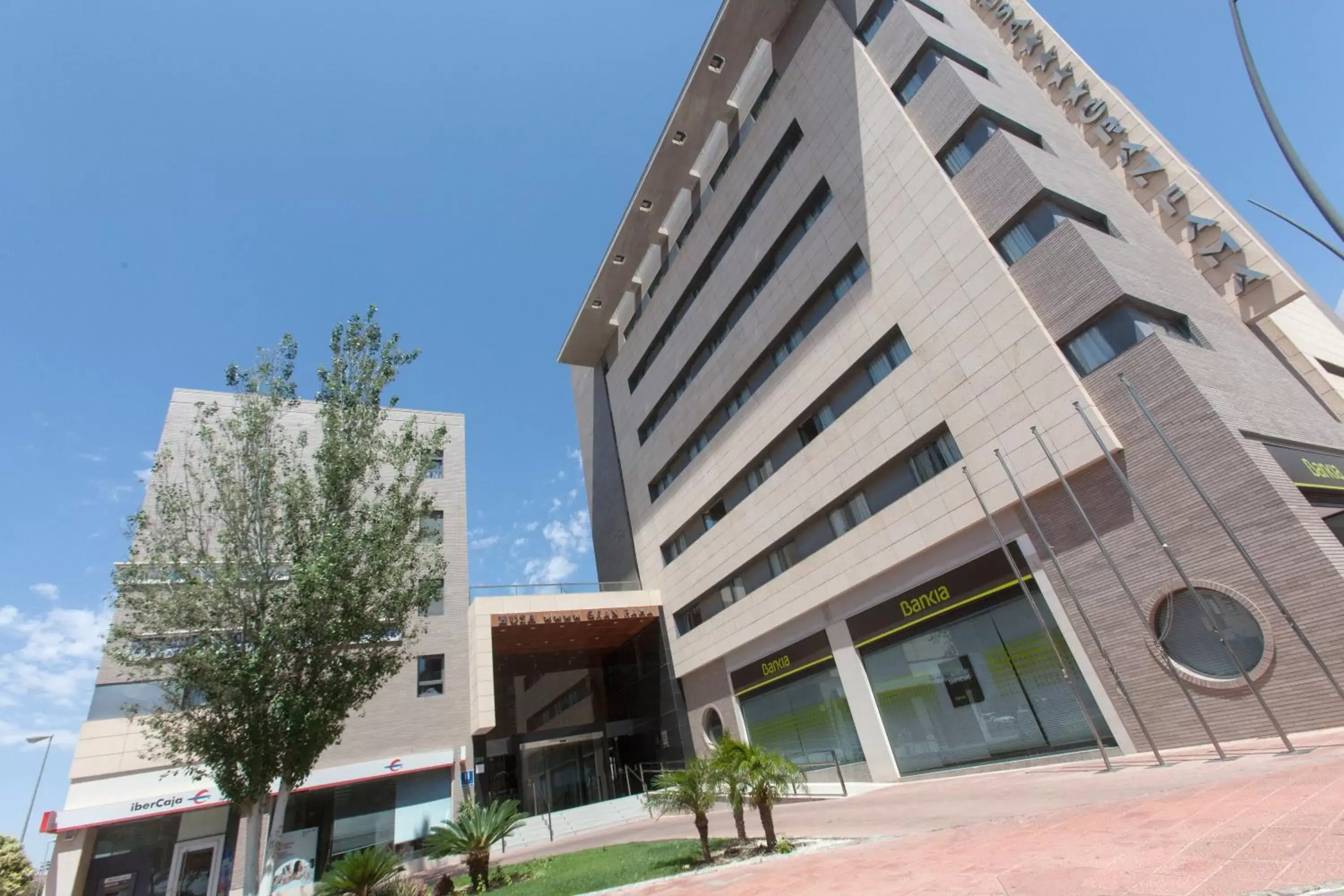 Facade/entrance, Property Building in Sercotel Gran Fama