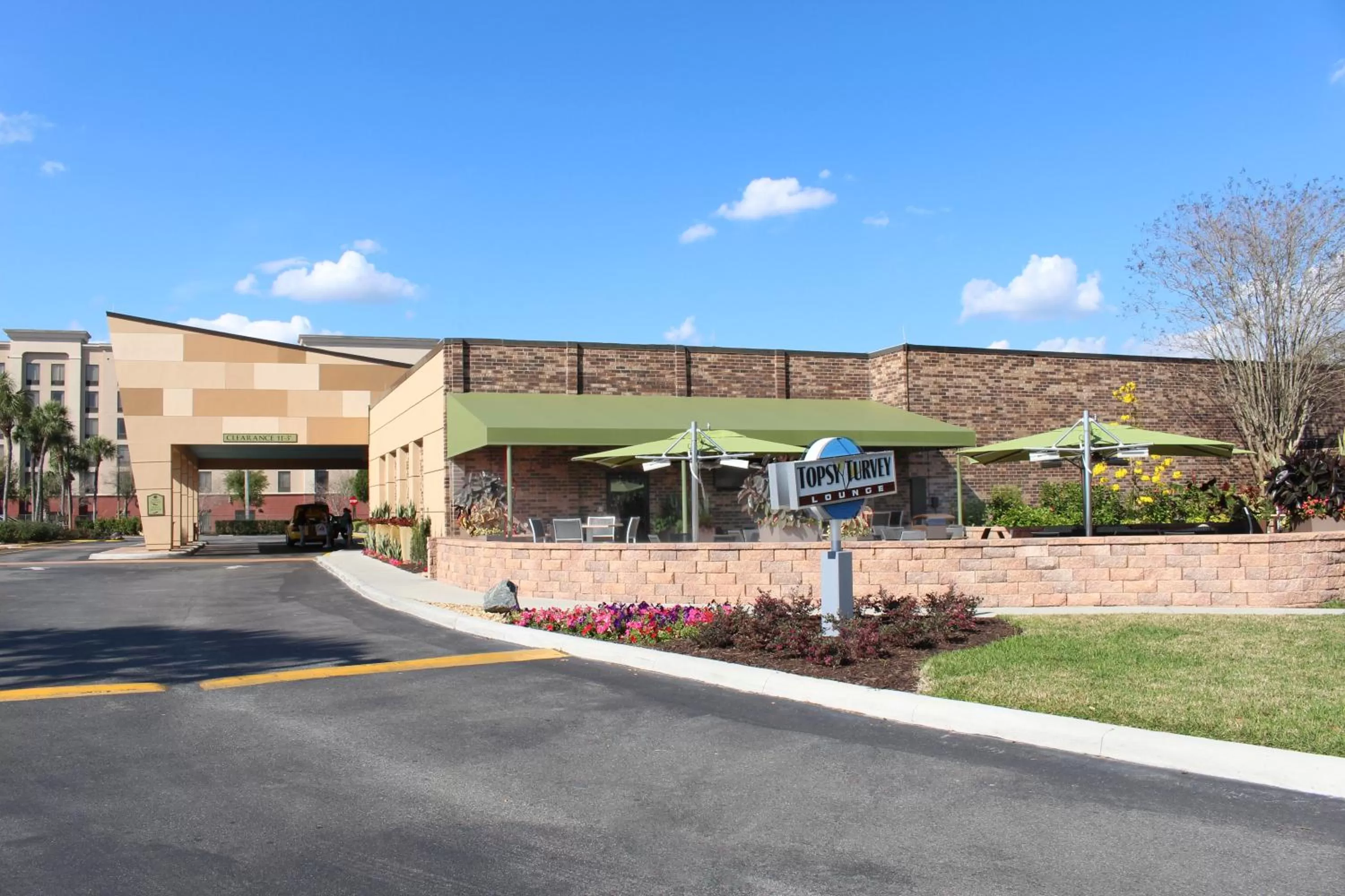 Patio in Rosen Inn International Near The Parks
