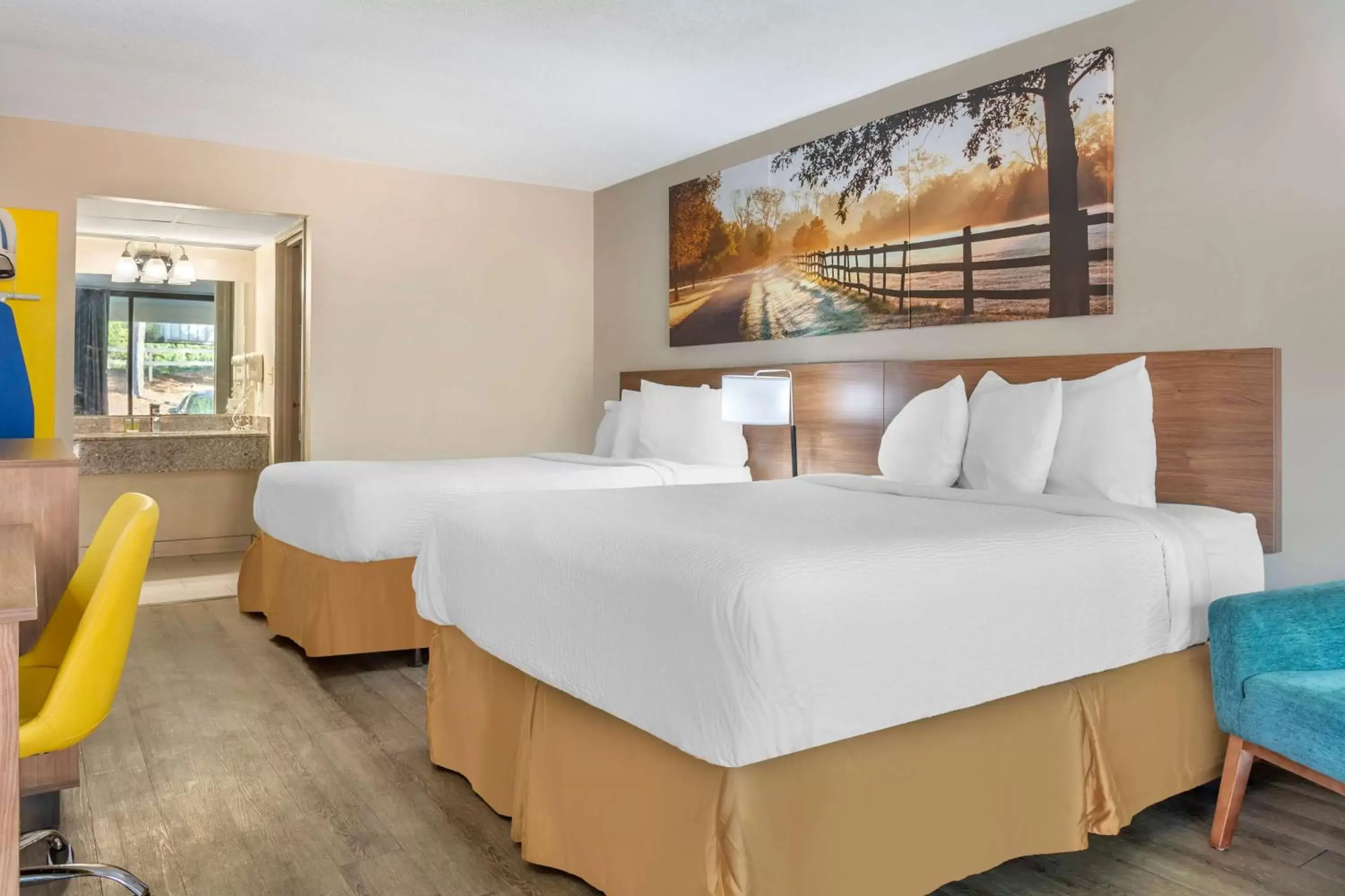 Photo of the whole room, Bed in Days Inn & Suites by Wyndham Rocky Mount Golden East