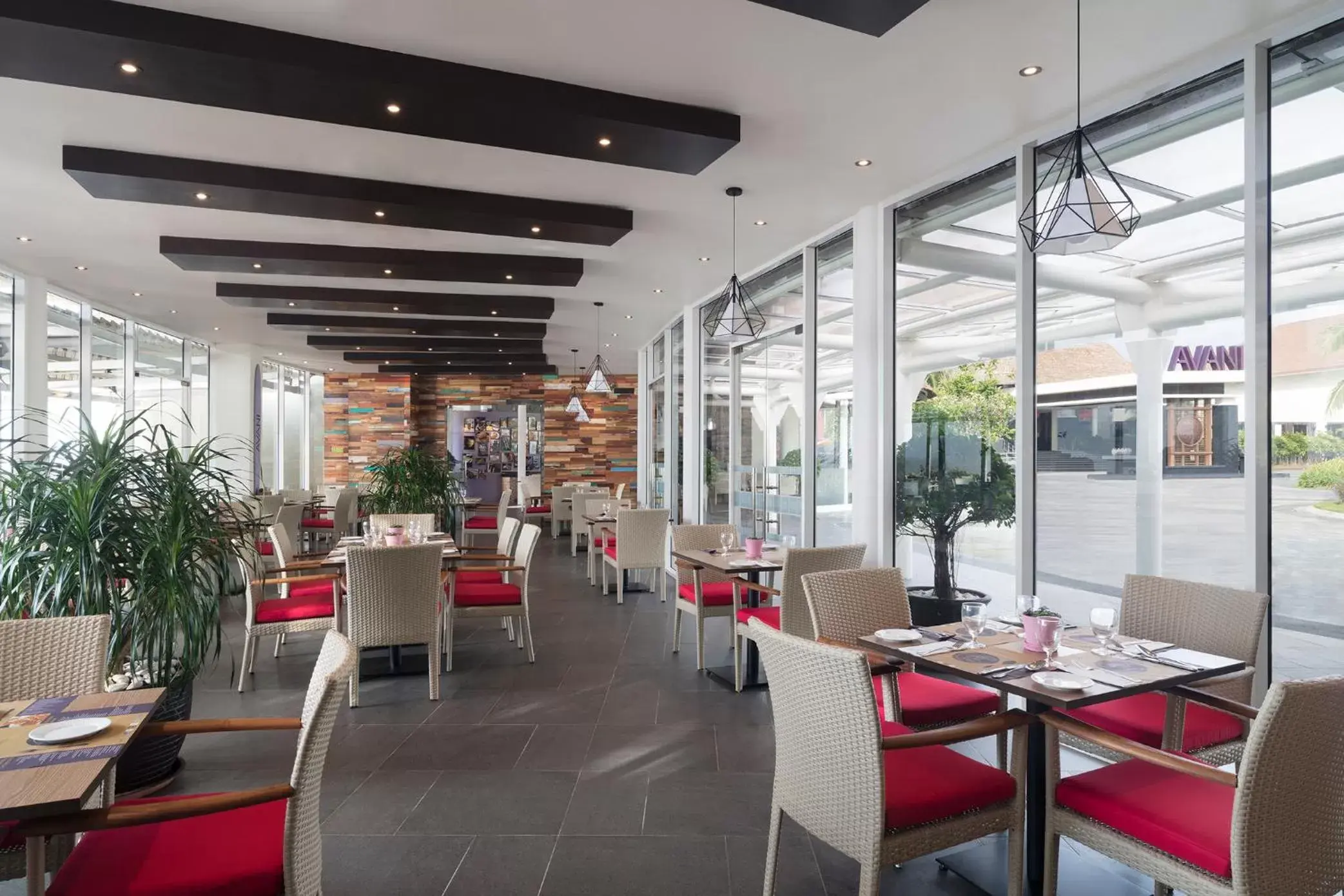 Restaurant/places to eat in Golden Palm Tree Sepang Restaurant/places to eat in Golden Palm Tree Sepang