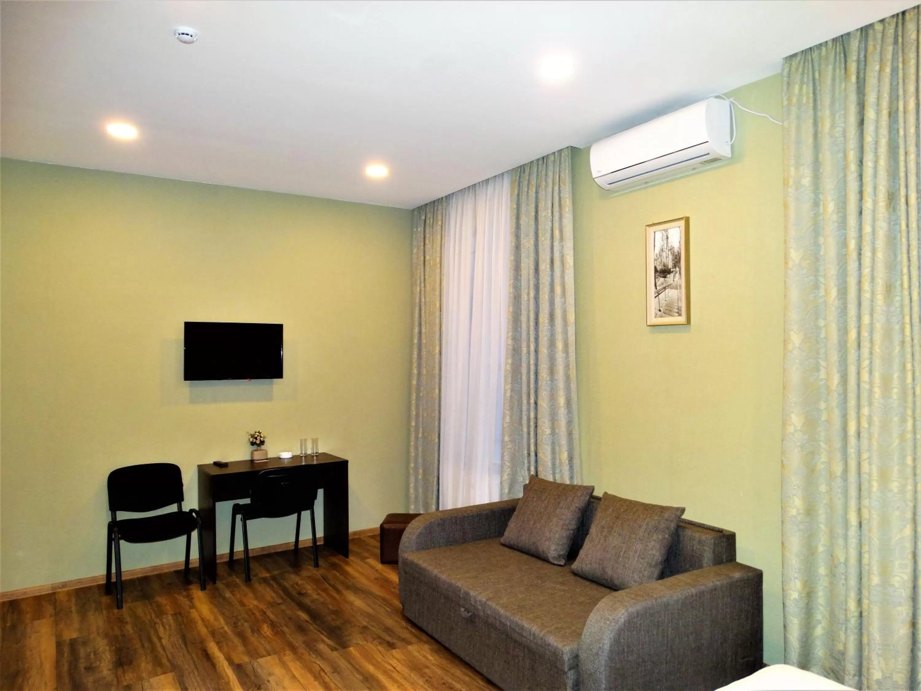 Photo of the whole room in Hotel Boutique IVERIA