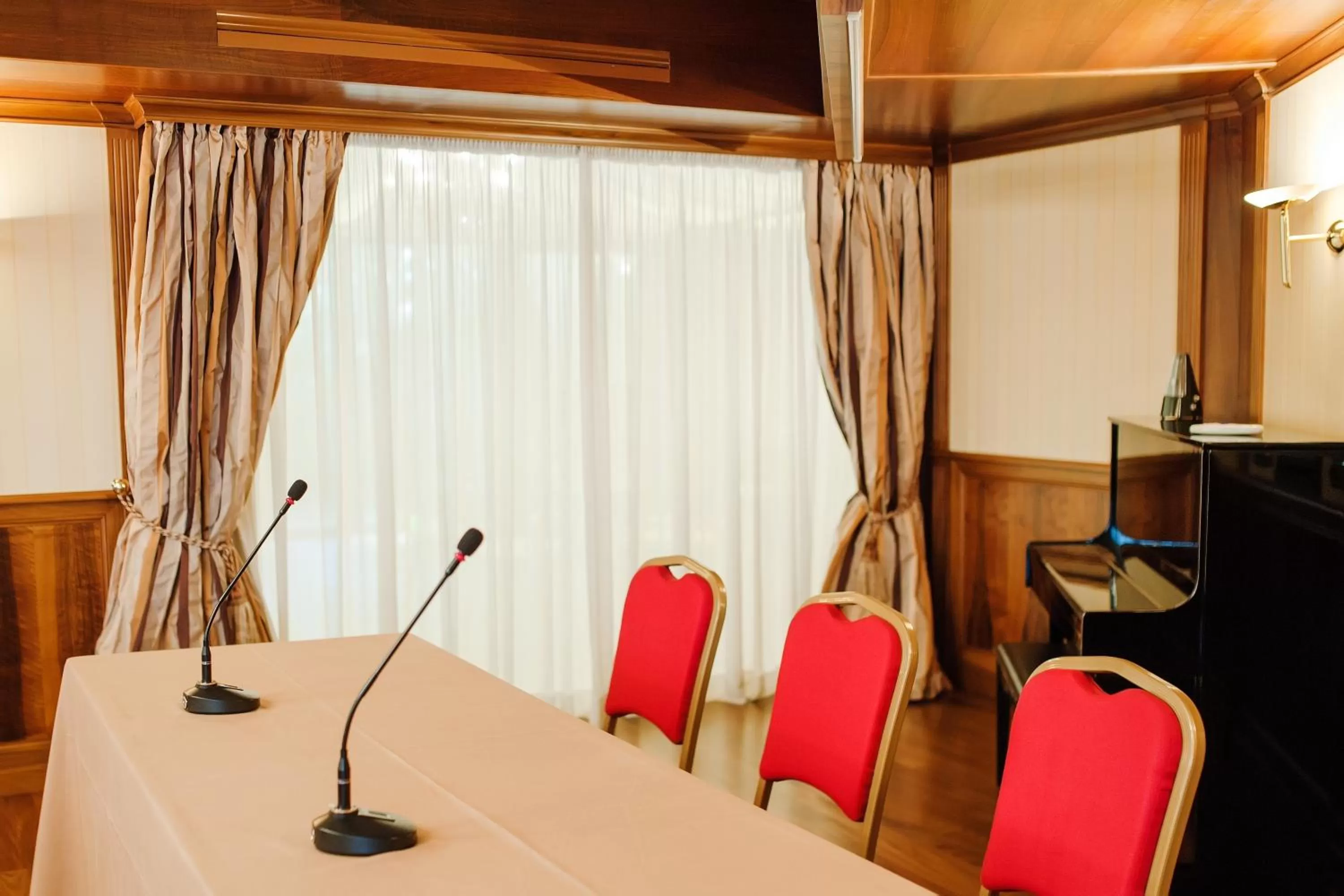 Business facilities in Hotel Villa Traiano