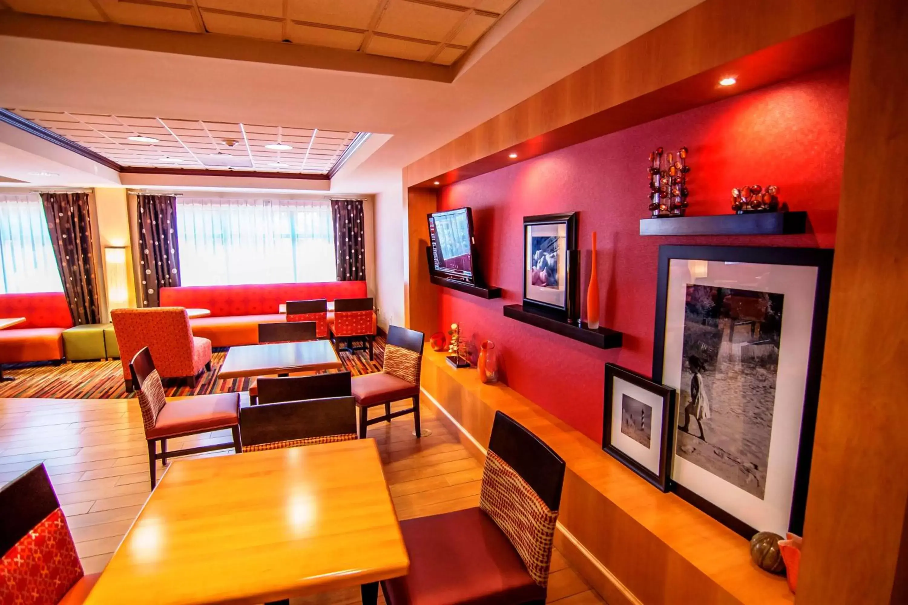 Restaurant/places to eat in Hampton Inn Groton/Mystic