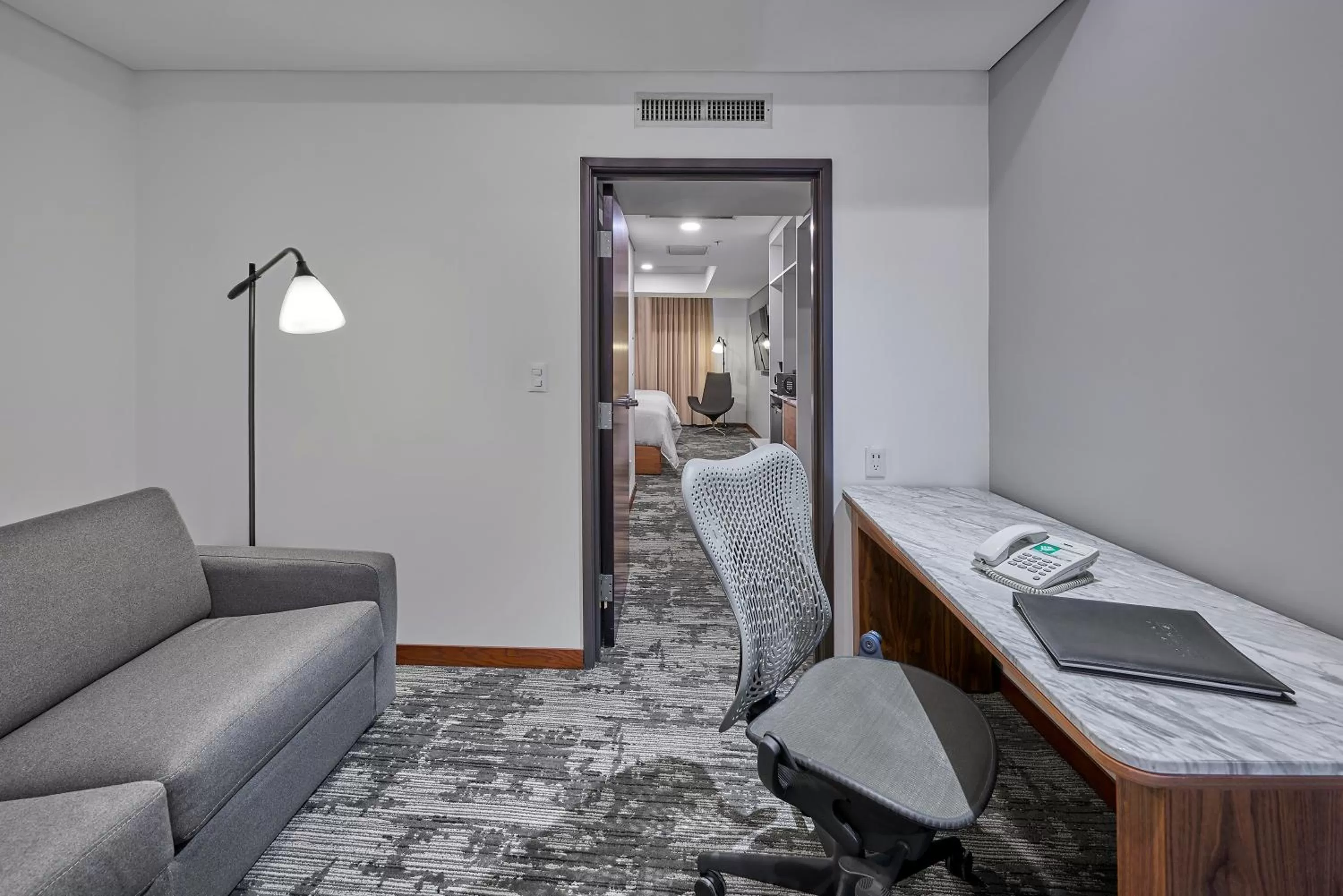 Seating area in Wyndham Garden Mexico City - Polanco