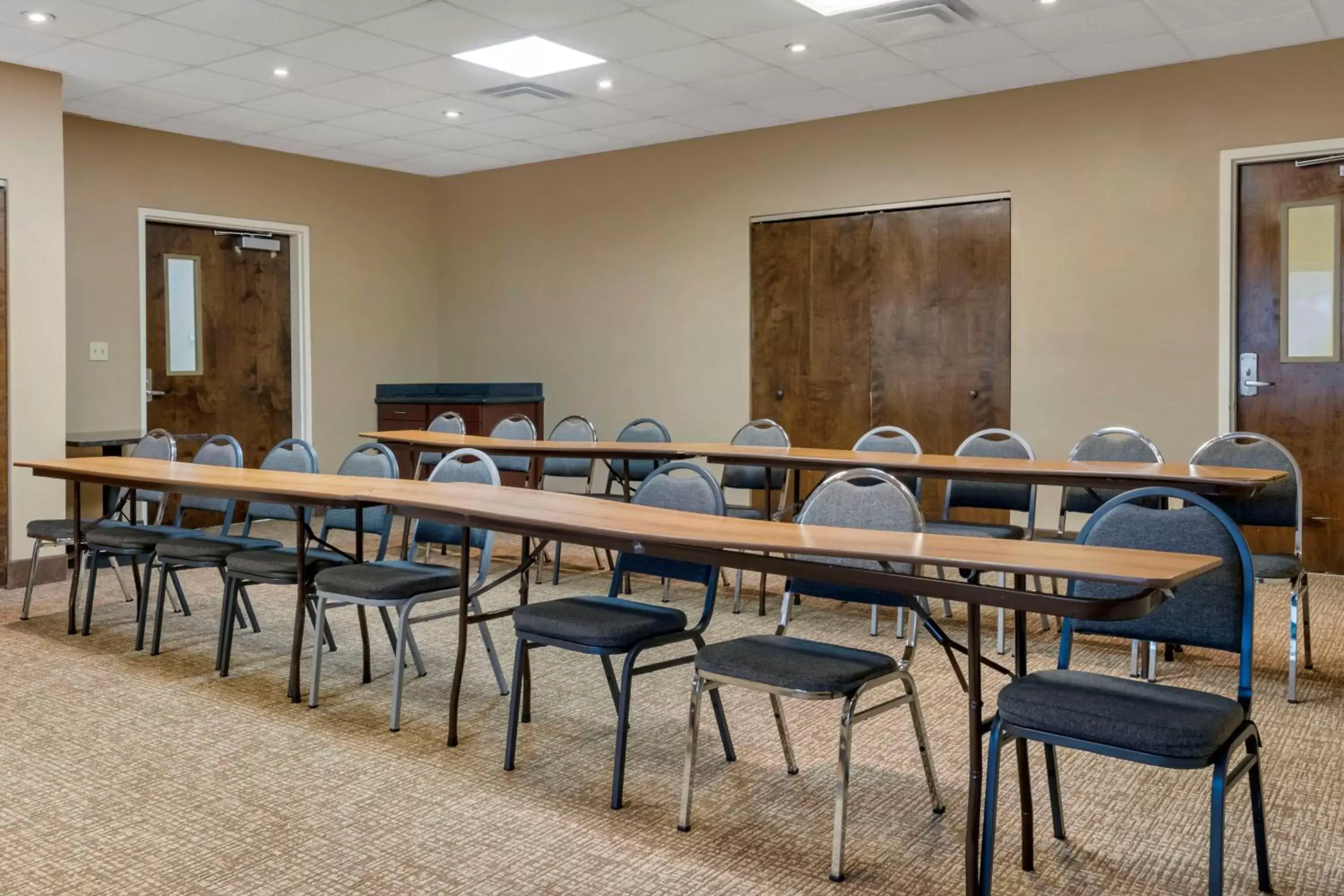 Meeting/conference room in Comfort Suites West Jacksonville