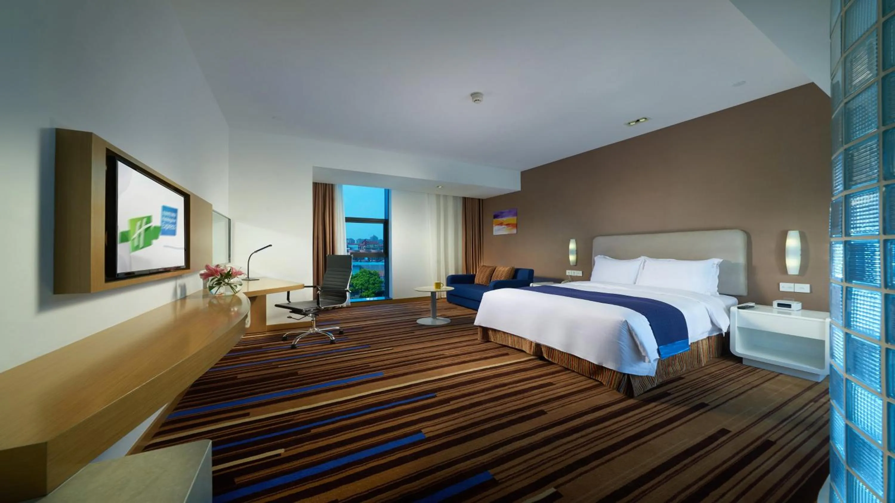 Standard Queen Room in Holiday Inn Express Nantong Downtown by IHG