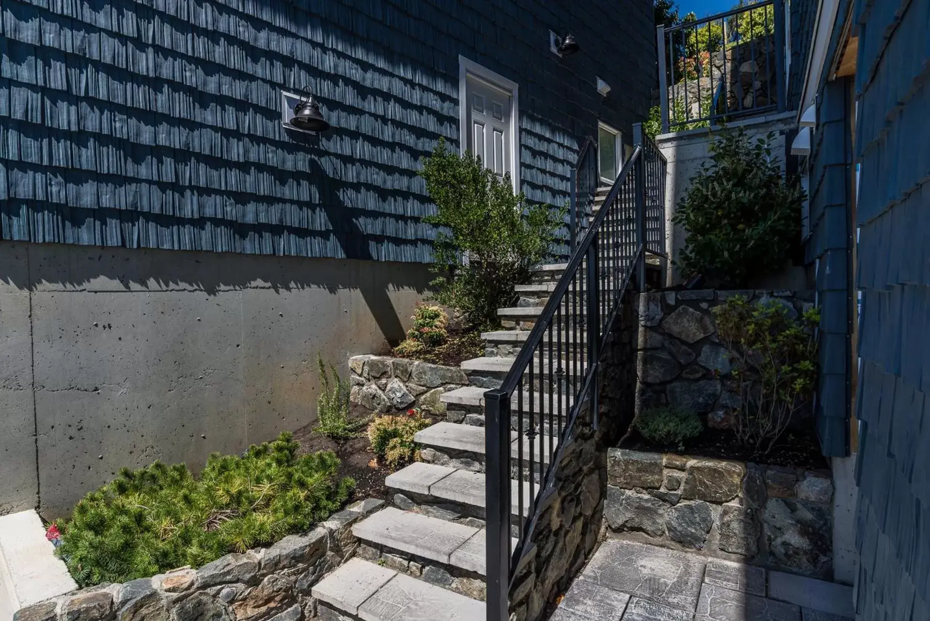 Facade/entrance in SookePoint Ocean Cottage Resort Facade/entrance in SookePoint Ocean Cottage Resort