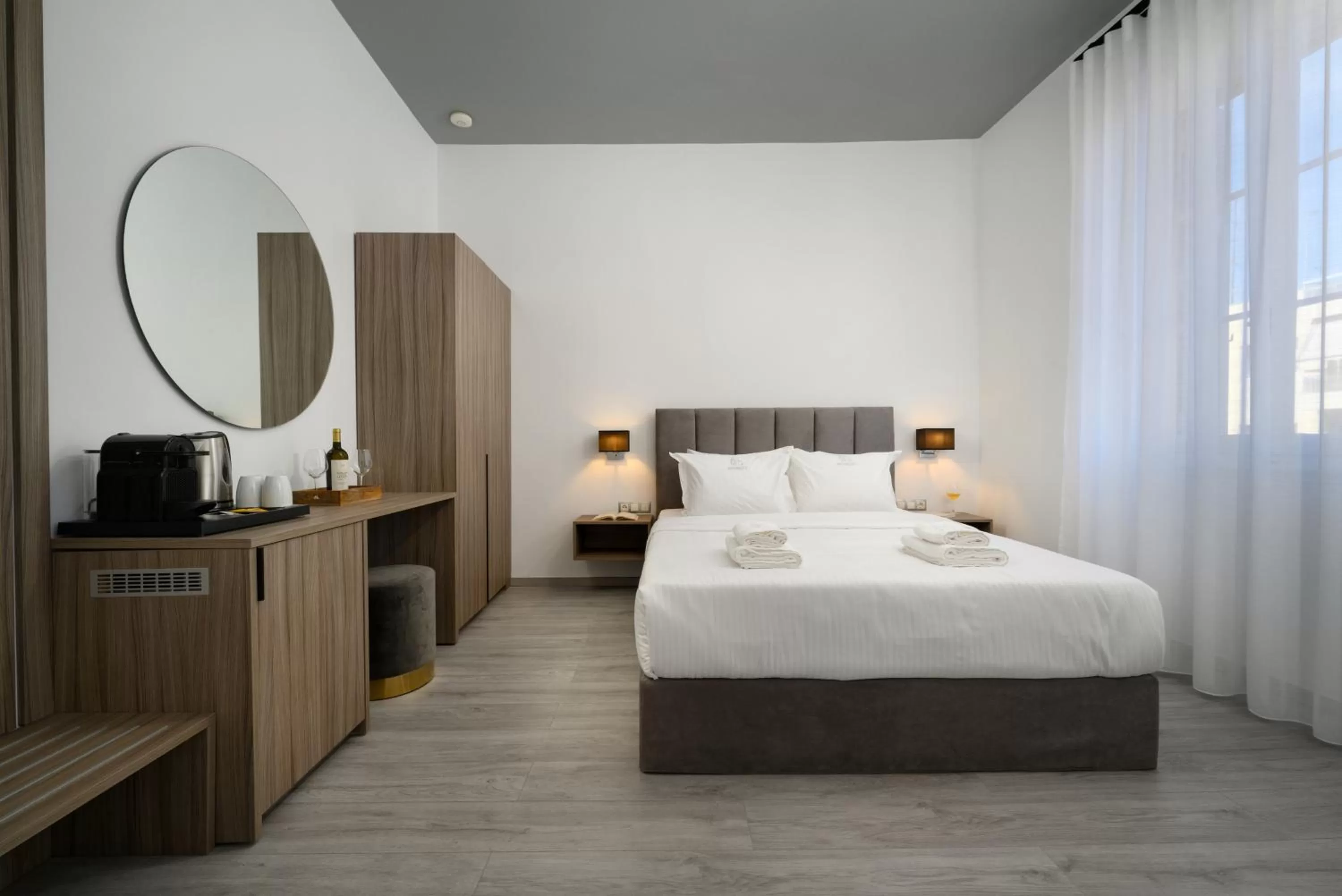 Bed in AMALPHI Corfu City Living