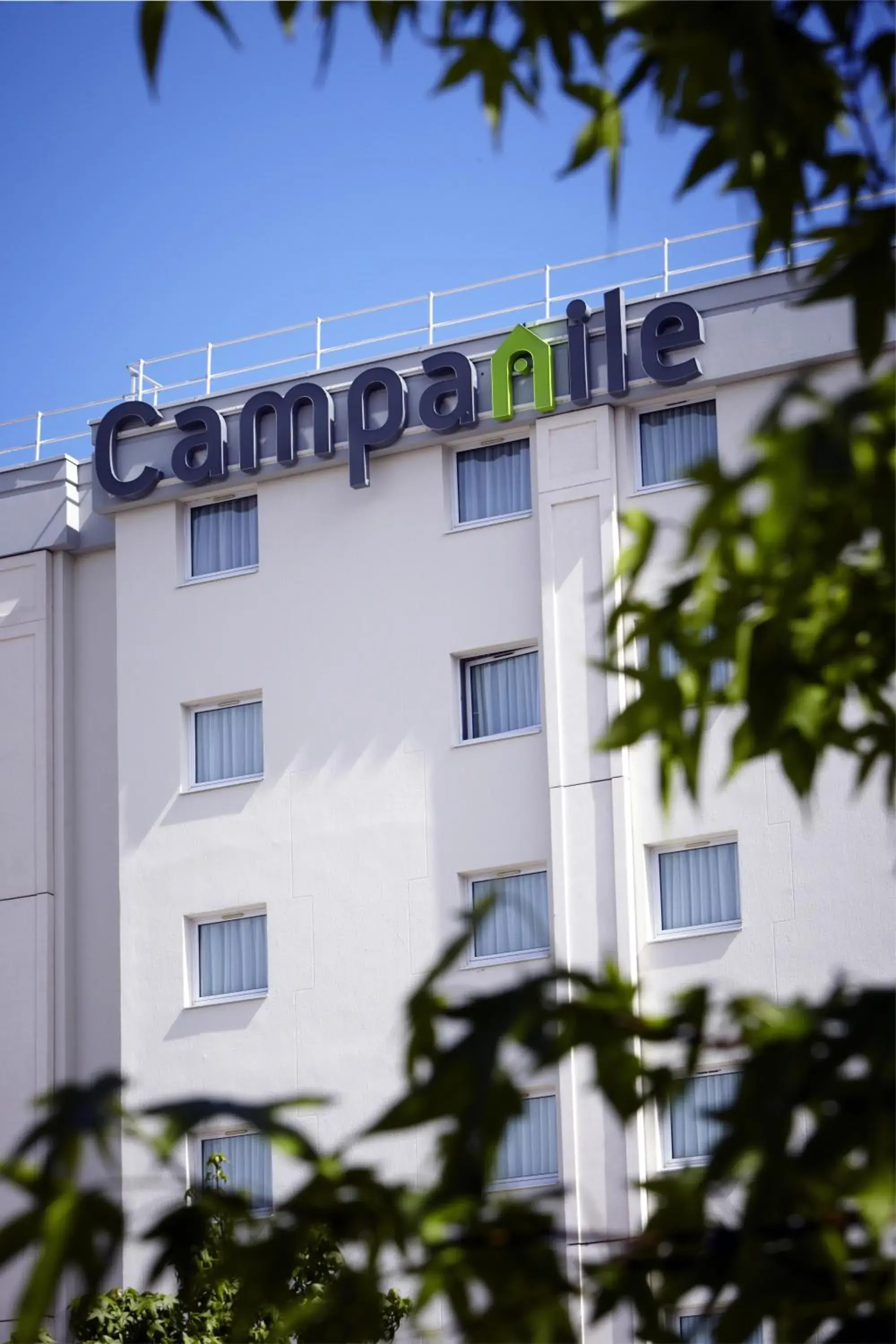 Property Building in Campanile Paris Ouest - Chaville