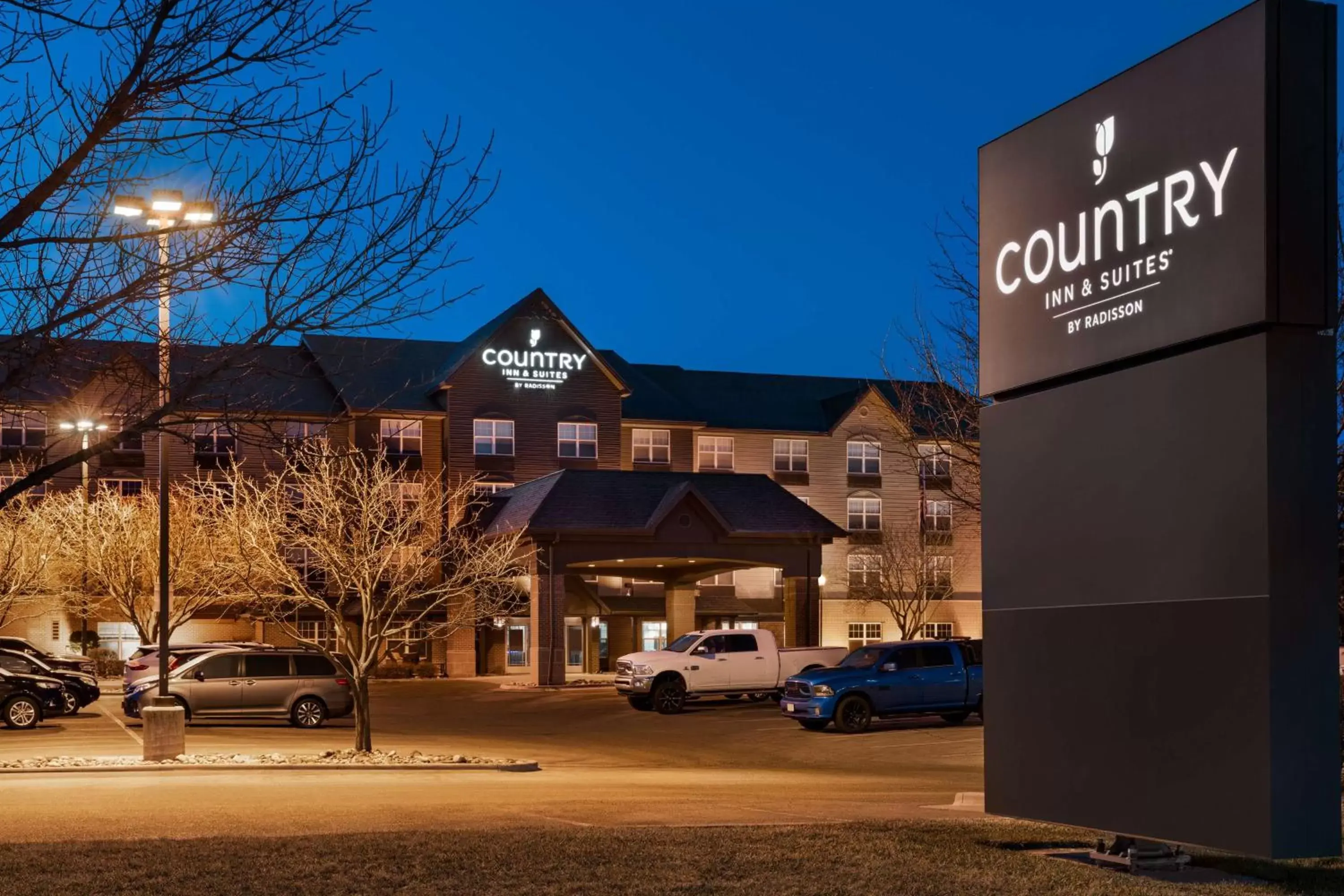 Property Building in Country Inn & Suites by Radisson, Boise West, ID