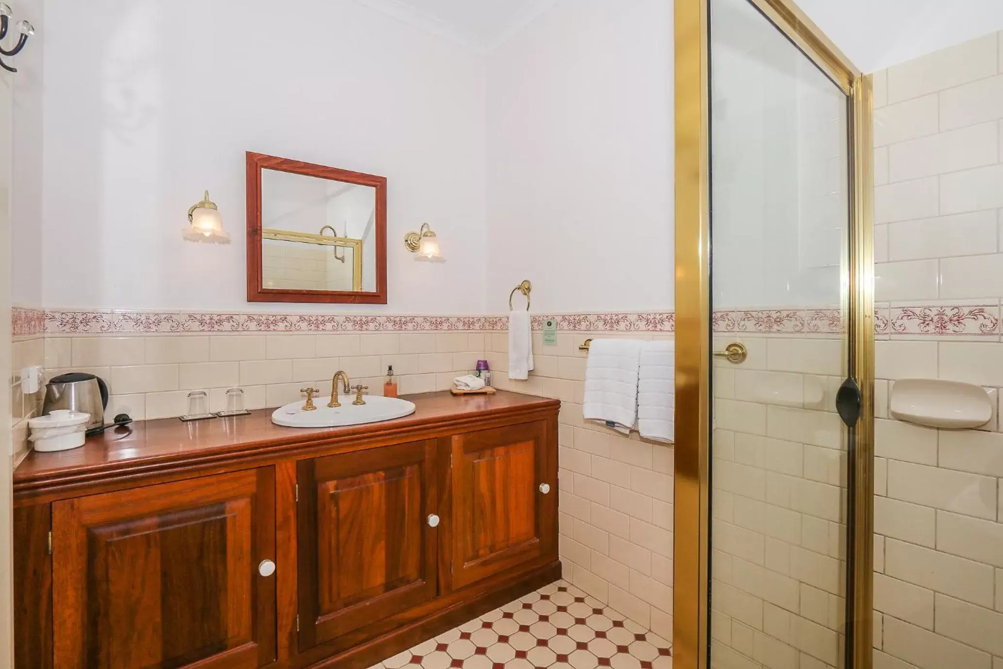 Bathroom in Rosebridge House Bed & Breakfast Adult Retreat Bathroom in Rosebridge House Bed & Breakfast Adult Retreat