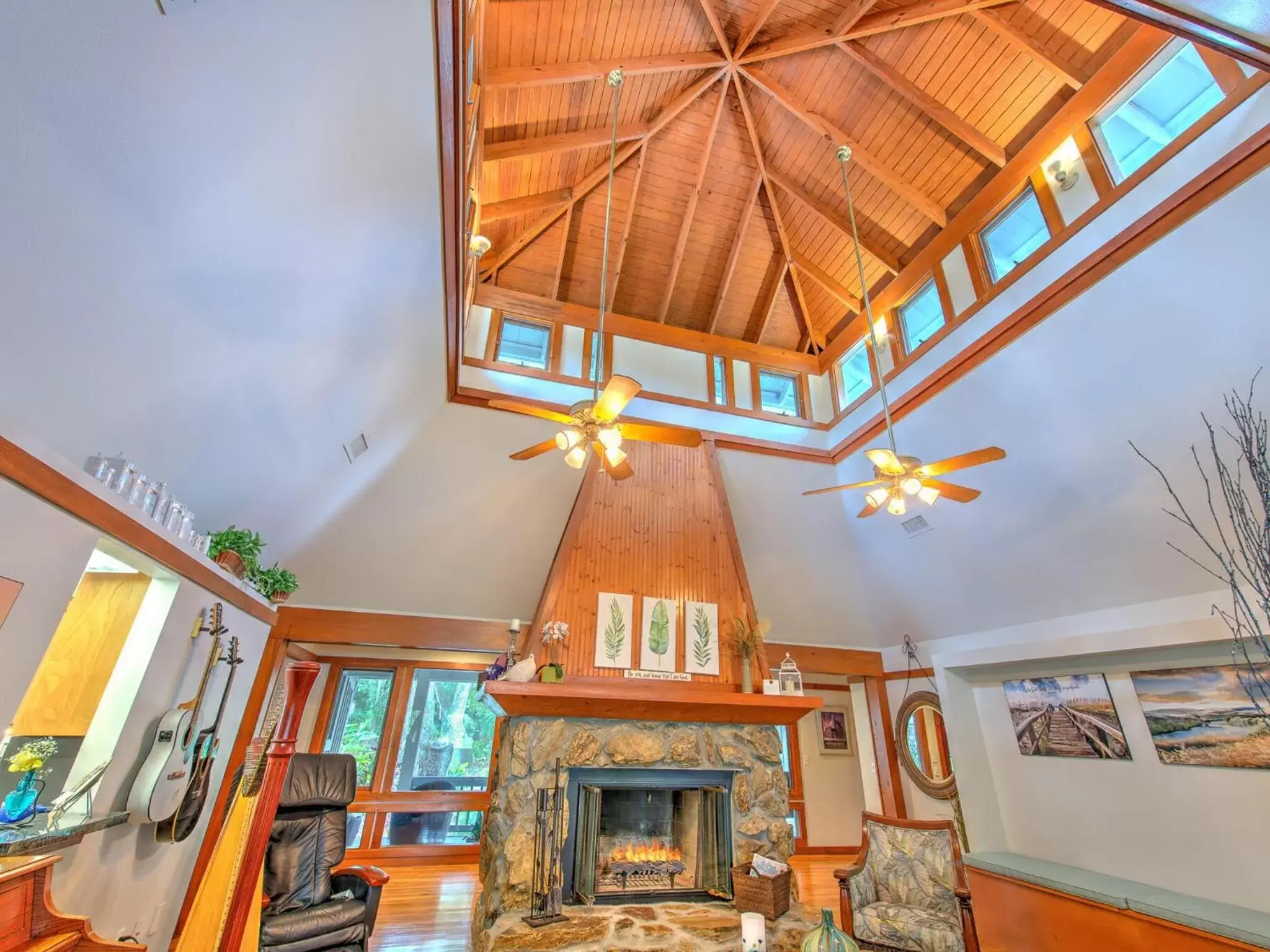 Living room in Riverbend Retreat - Fla.