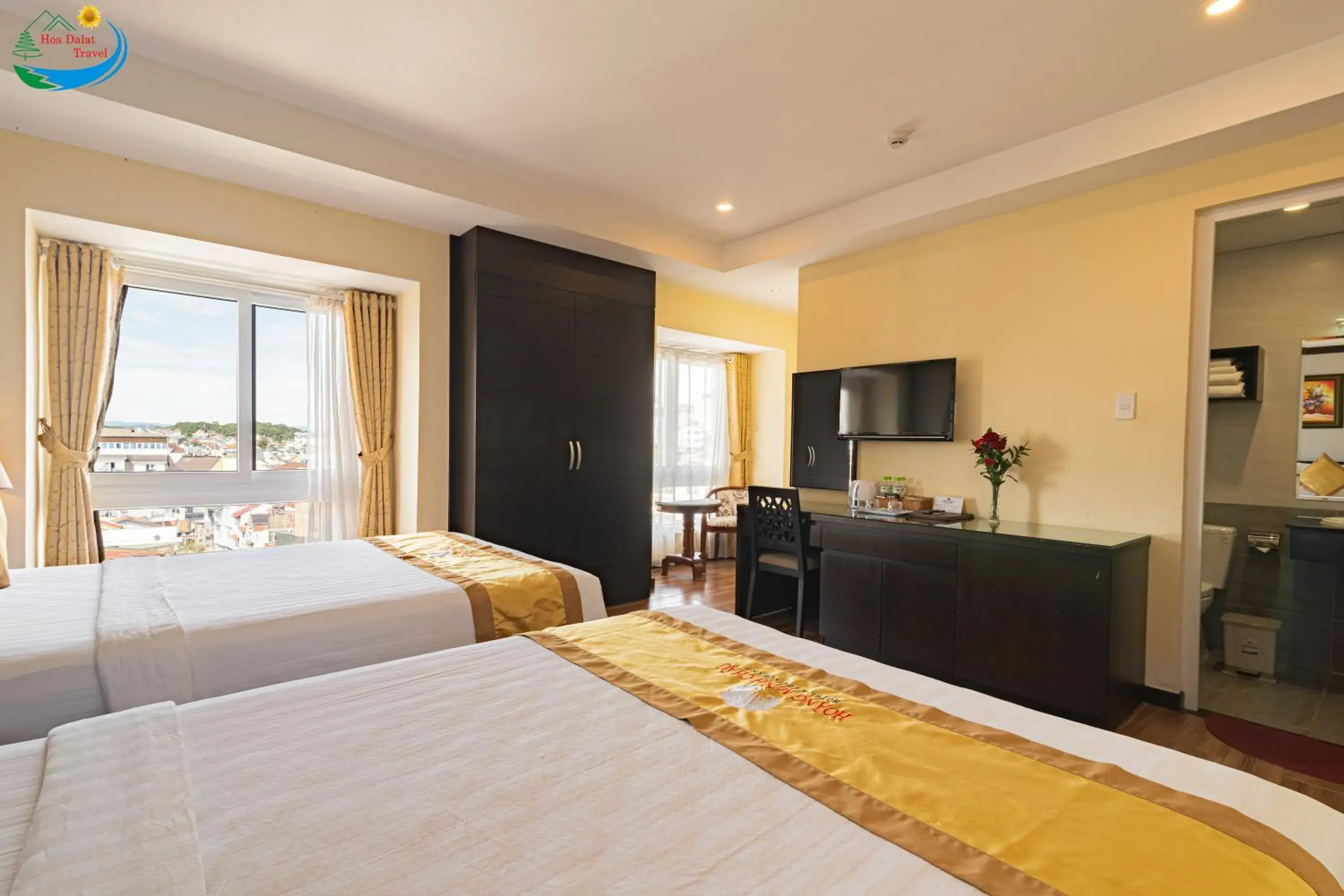 Bed in Hoang Minh Chau Ba Trieu Hotel Bed in Hoang Minh Chau Ba Trieu Hotel