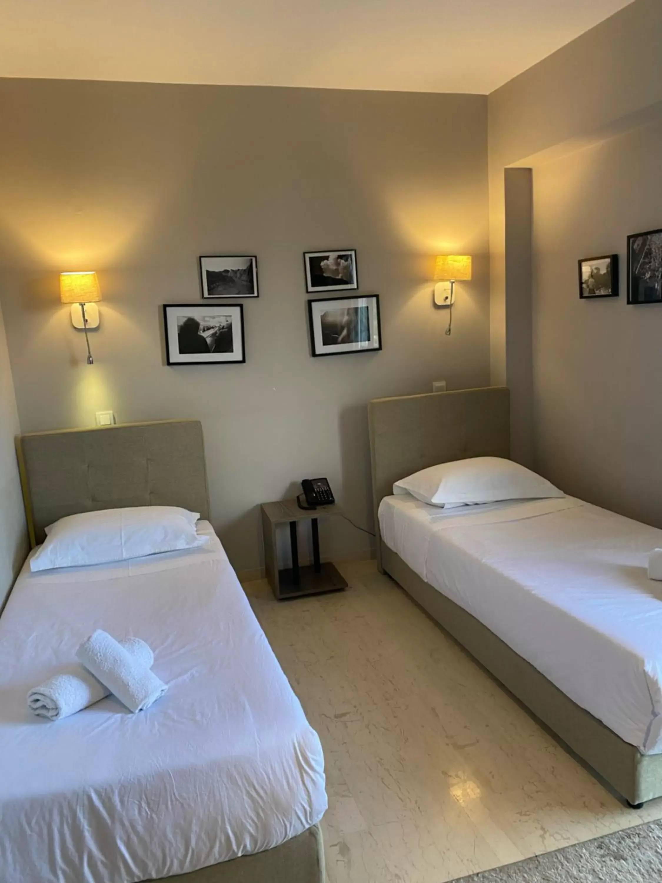 Bedroom, Bed in Athens Iris Hotel