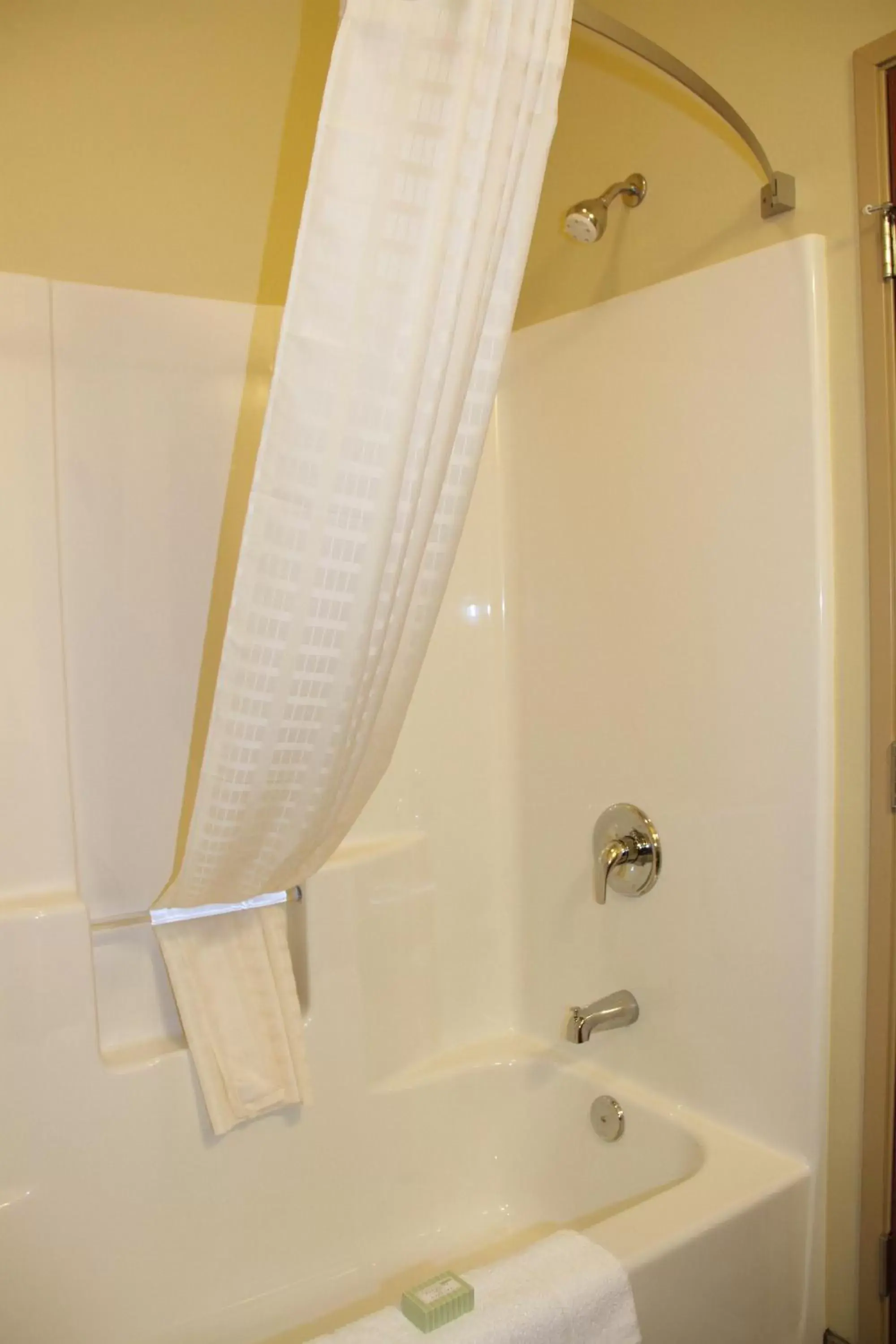 Bathroom in Cobblestone Hotel & Suites - Devils Lake