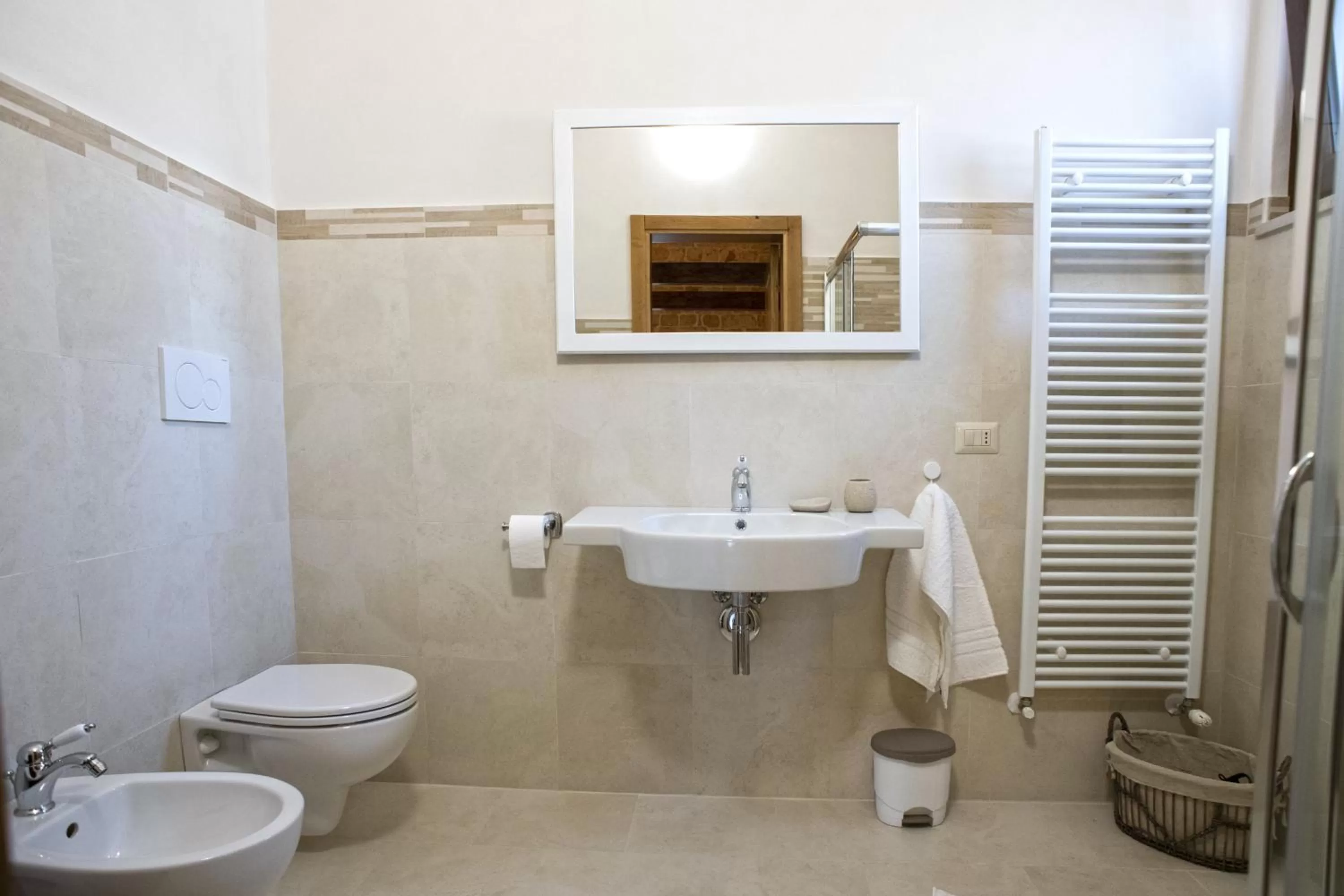 Shower in B&B Il Brigante