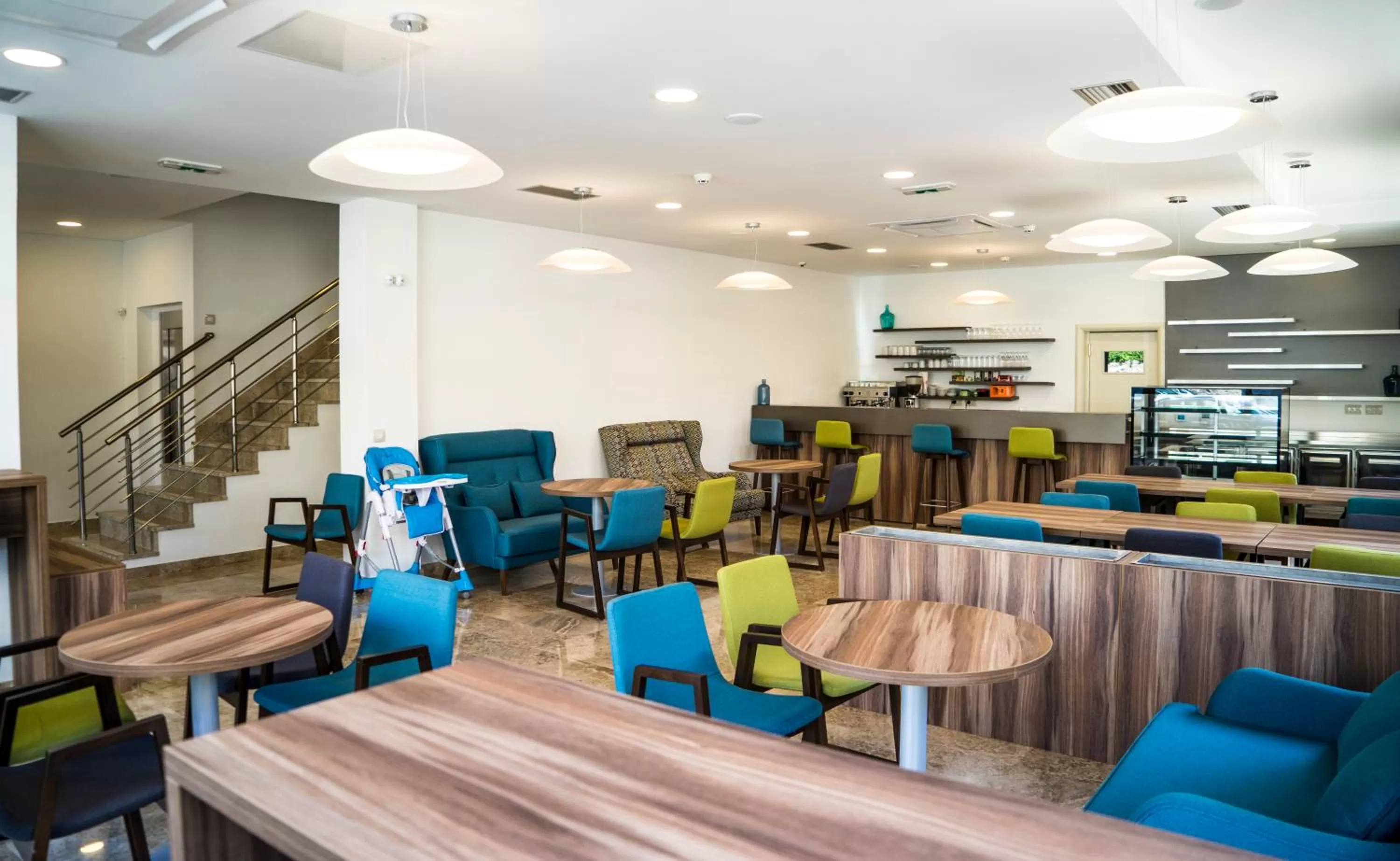 Communal lounge/ TV room in Hotel Kapetanovina