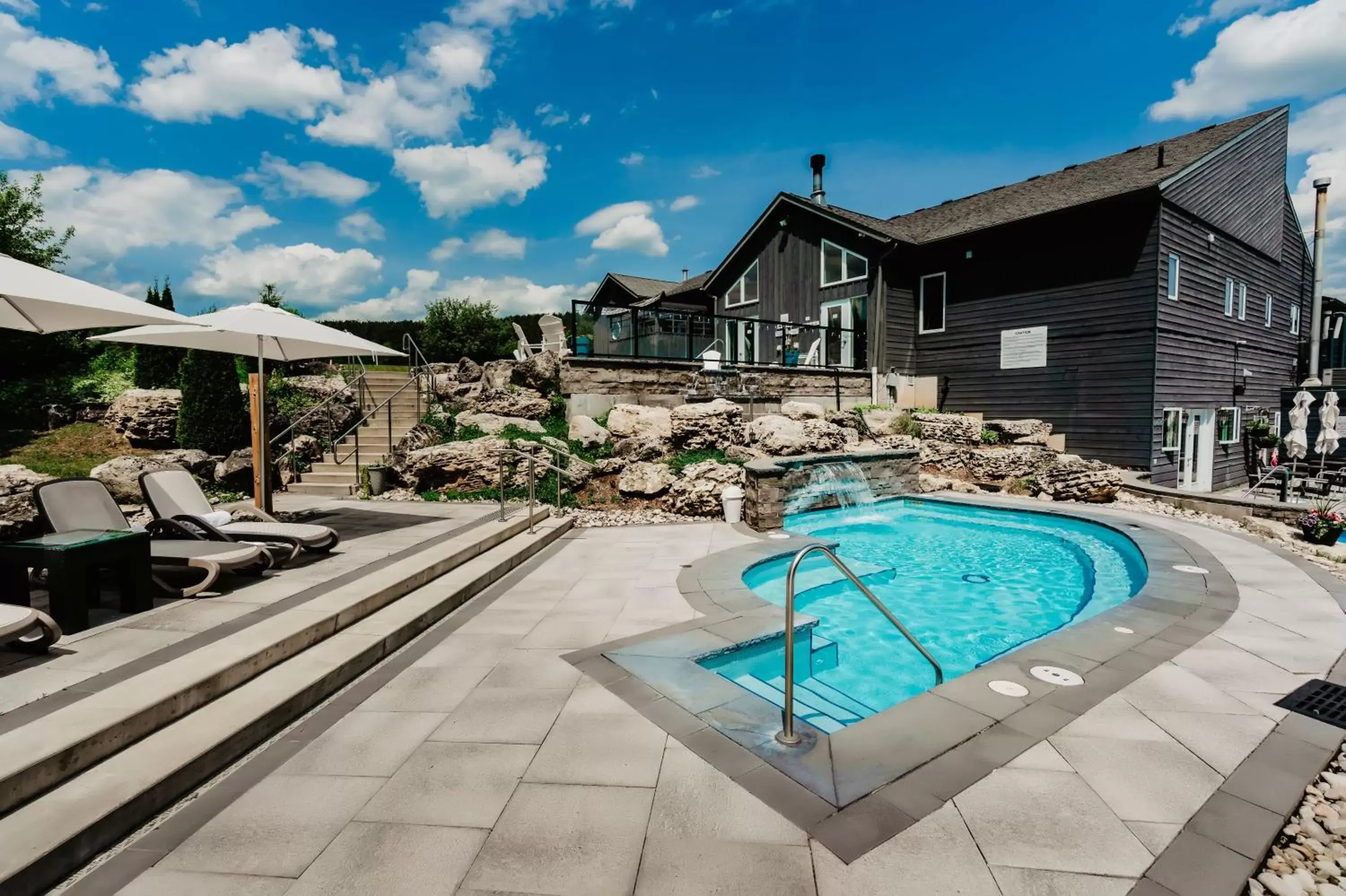 Swimming Pool in Millcroft Inn & Spa