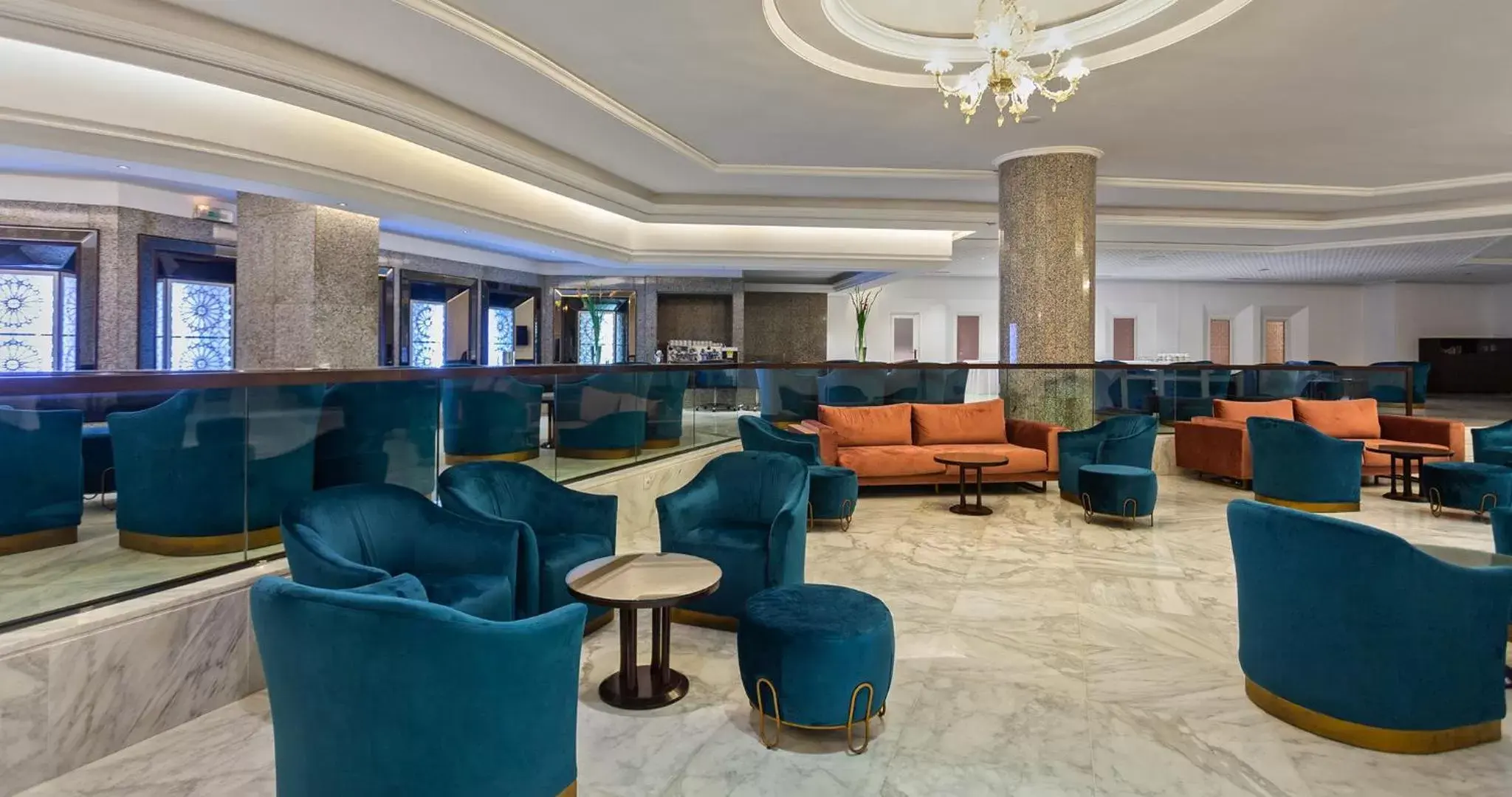 Lounge or bar in El Mouradi Palace- Couple et Famille uniquement Lounge or bar in El Mouradi Palace- Couple et Famille uniquement