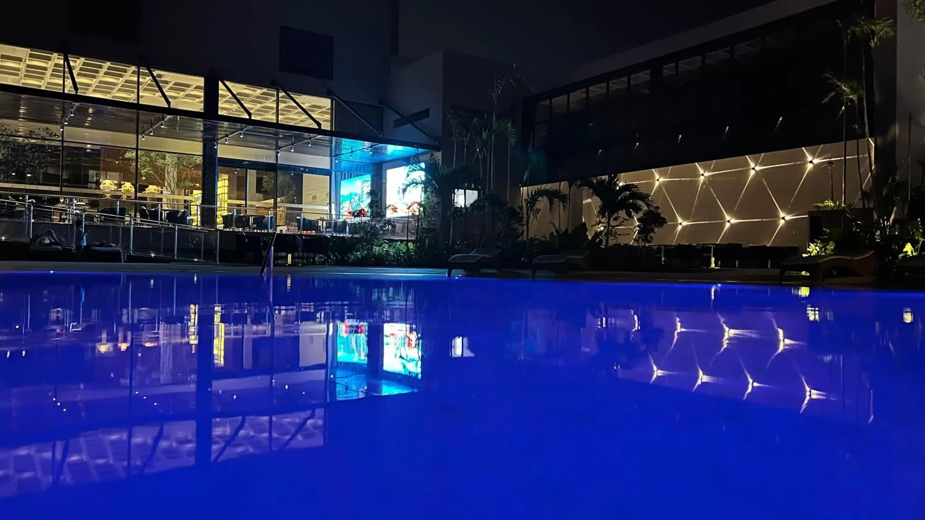 Swimming Pool in Novotel Santa Cruz De La Sierra