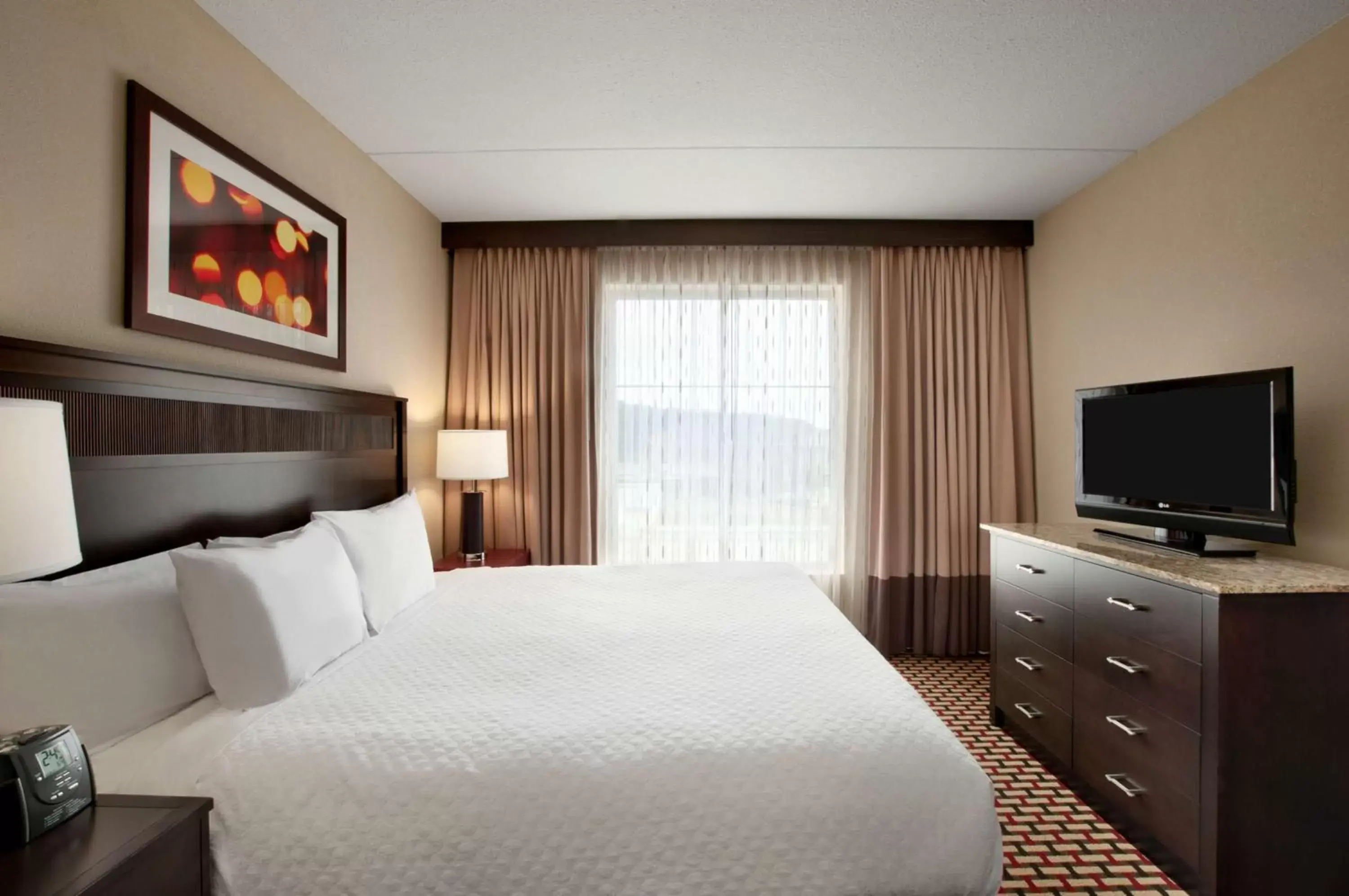 One-Bedroom King Suite - Non-Smoking in Embassy Suites by Hilton Jackson North Ridgeland One-Bedroom King Suite - Non-Smoking in Embassy Suites by Hilton Jackson North Ridgeland