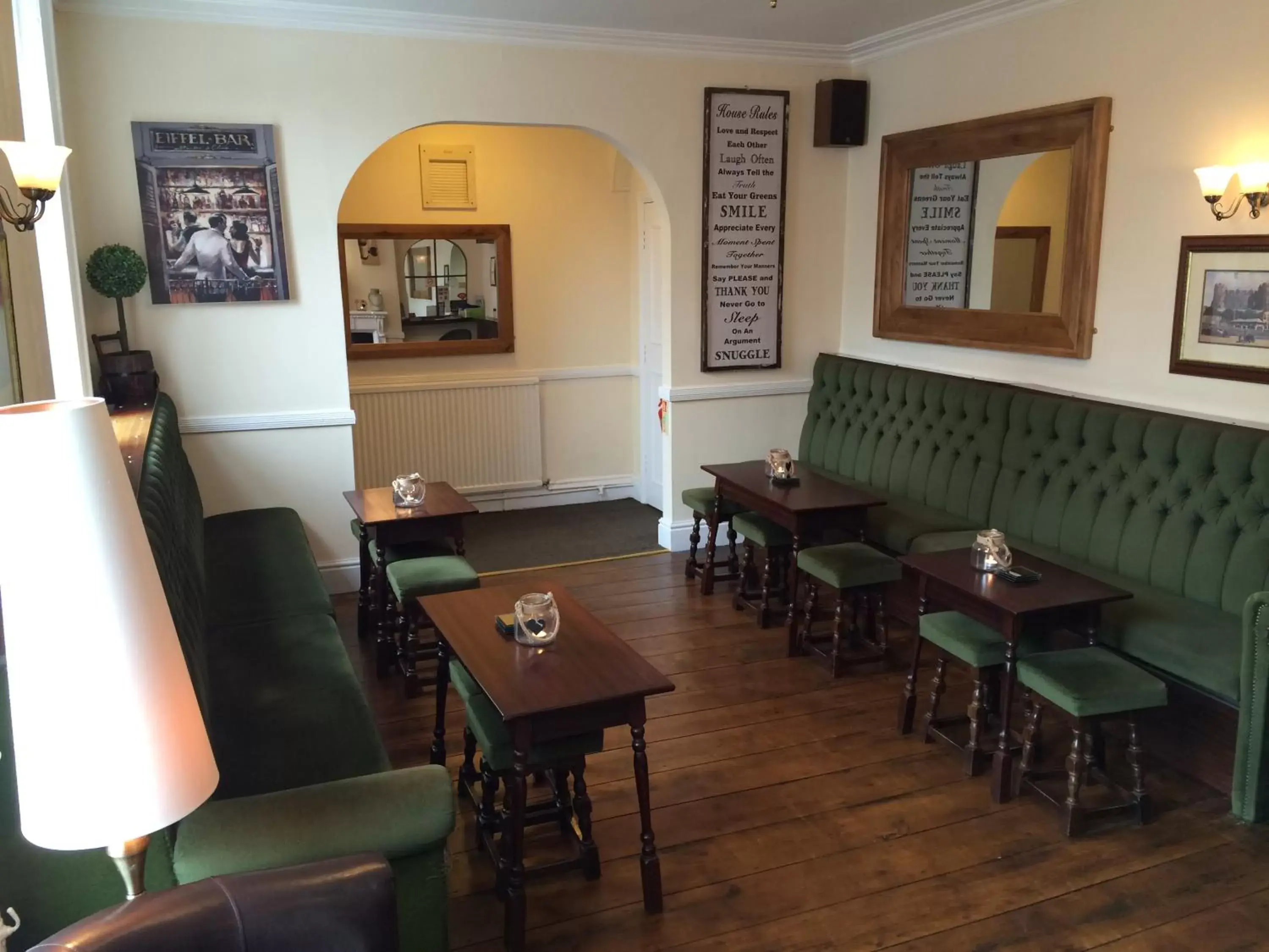 Lounge or bar, Restaurant/Places to Eat in Abbots Mead Hotel