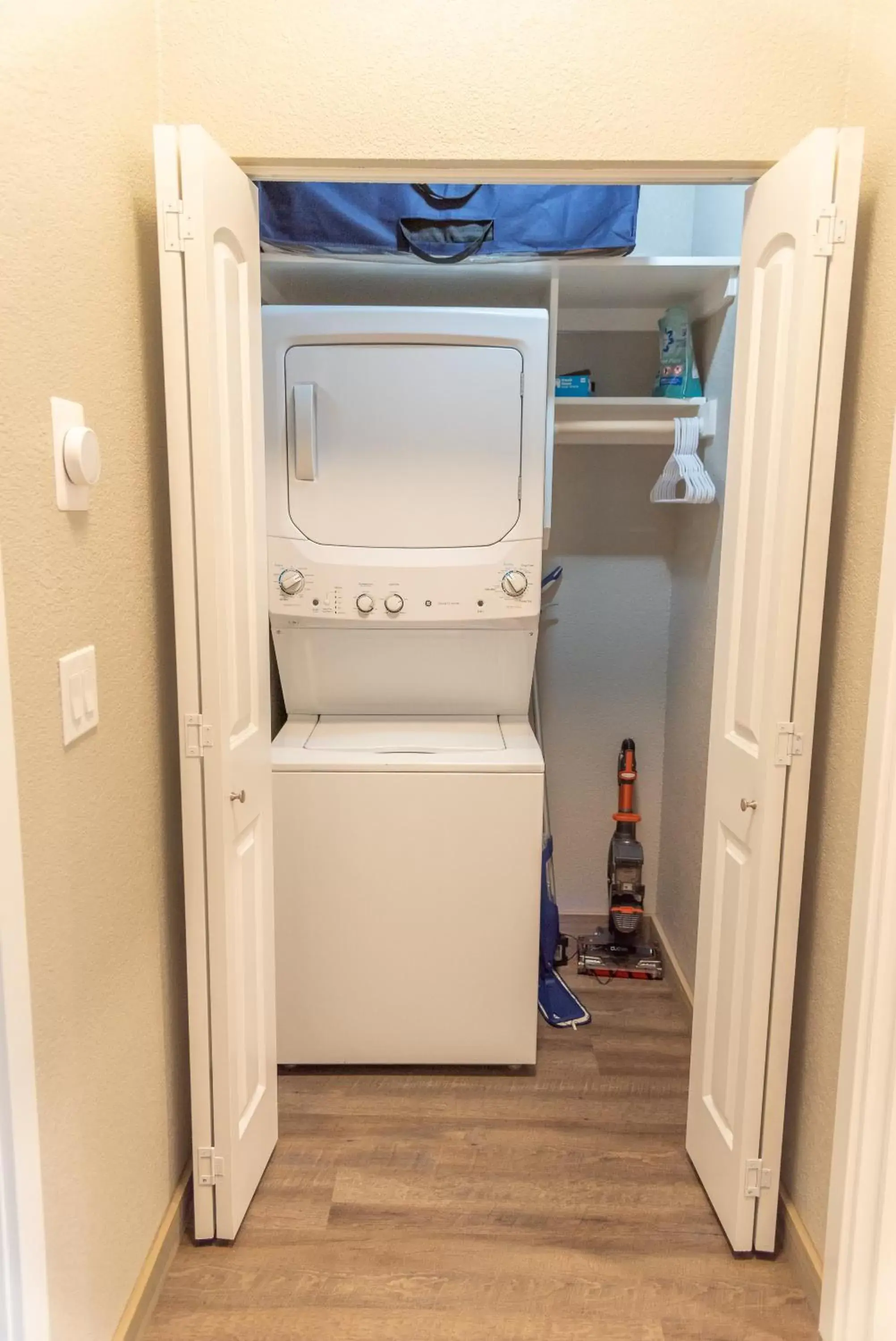 Other, Bathroom in Colony Suites