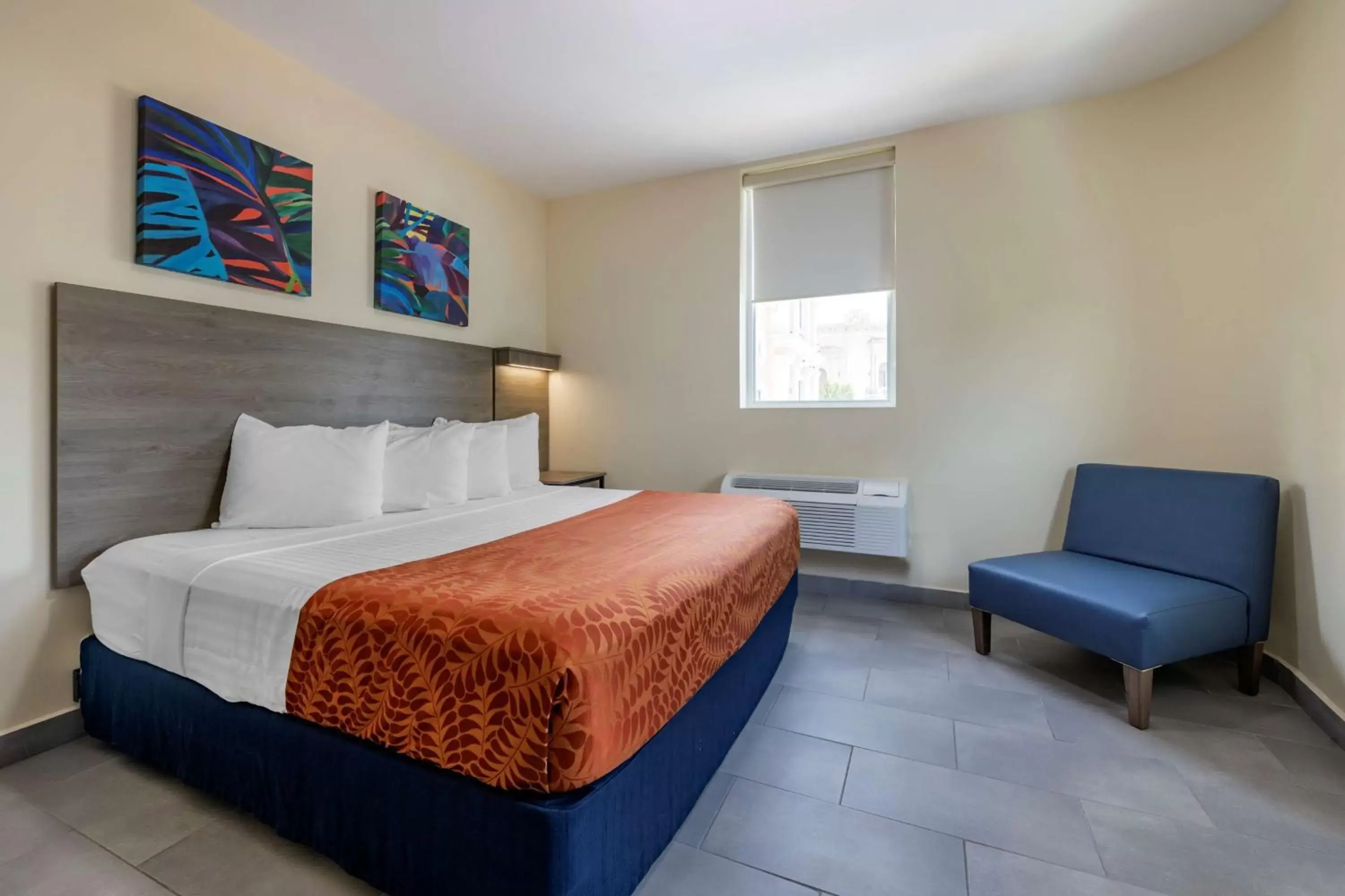 Bedroom, Bed in Hotel Mayaguez Plaza, BW Signature Collection Bedroom, Bed in Hotel Mayaguez Plaza, BW Signature Collection