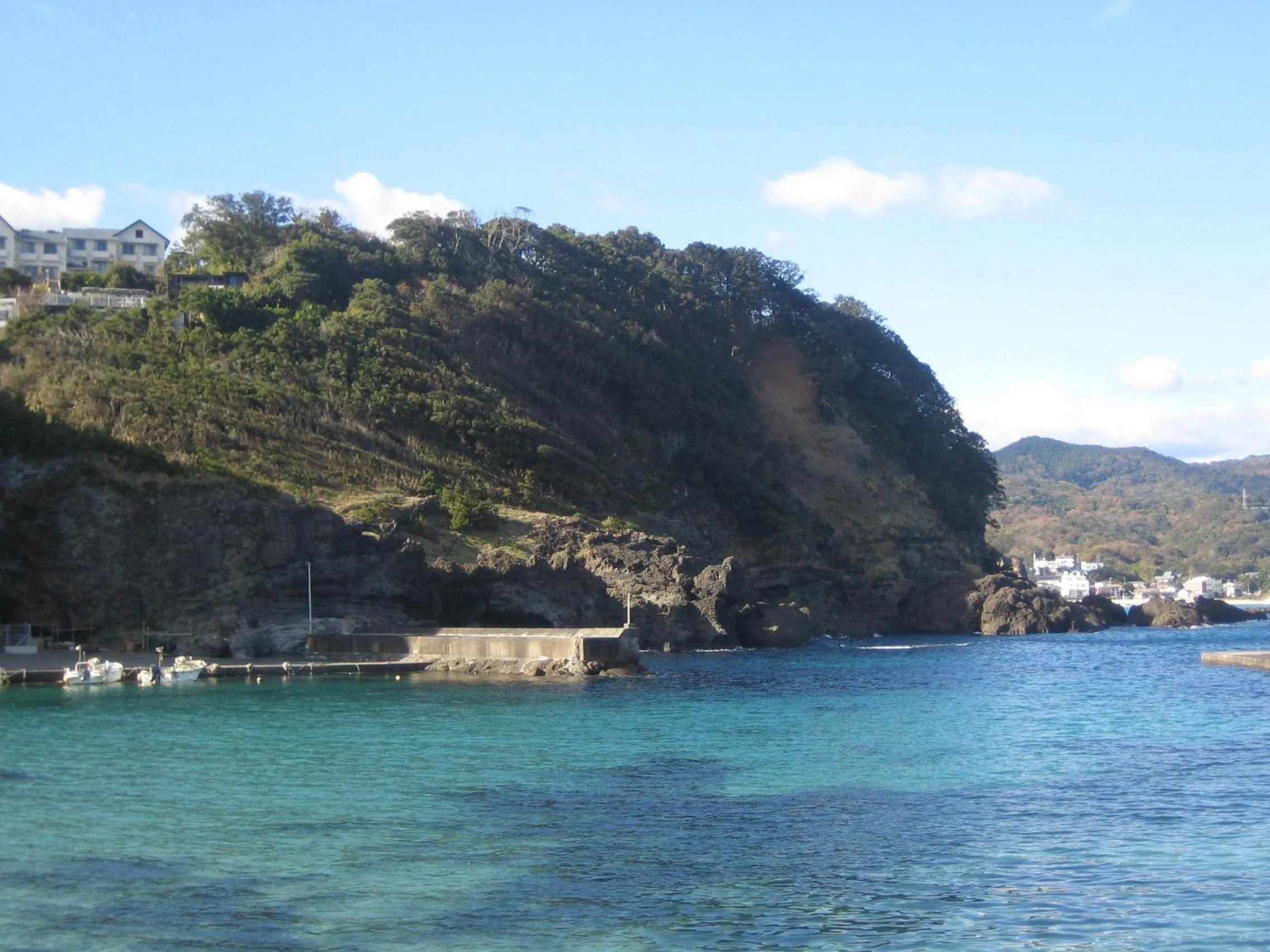 Property building in Gardenvilla Shirahama