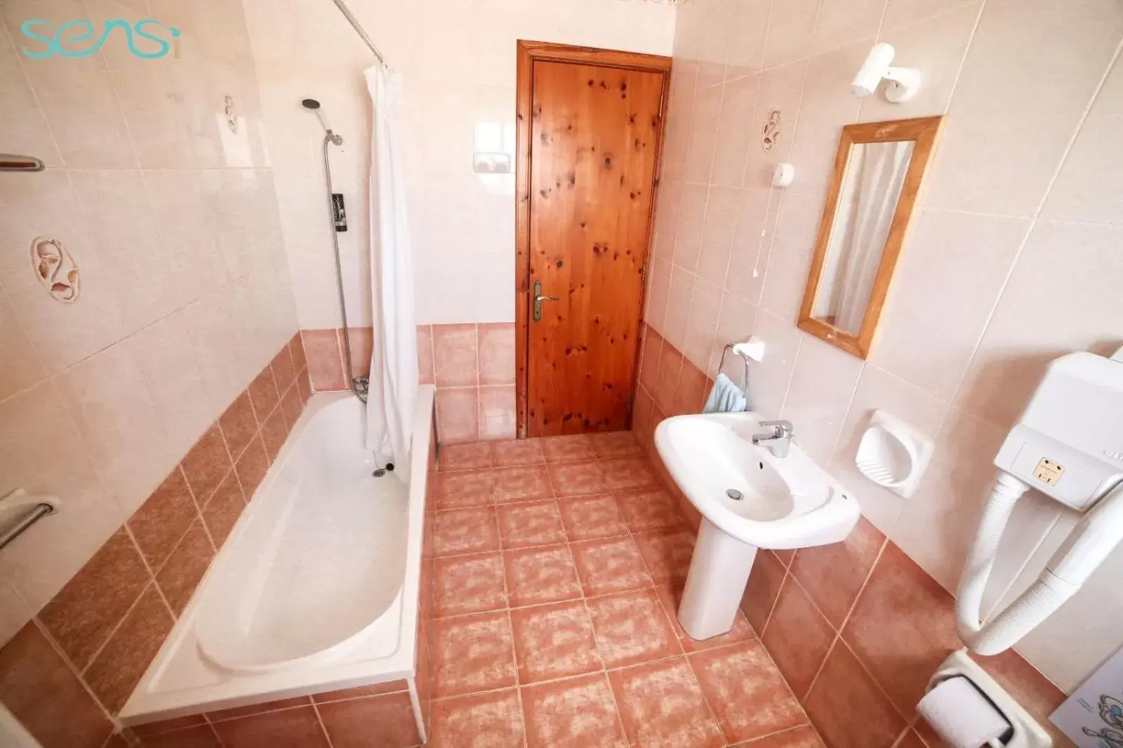 Twin Room in Sensi Hotel Twin Room in Sensi Hotel