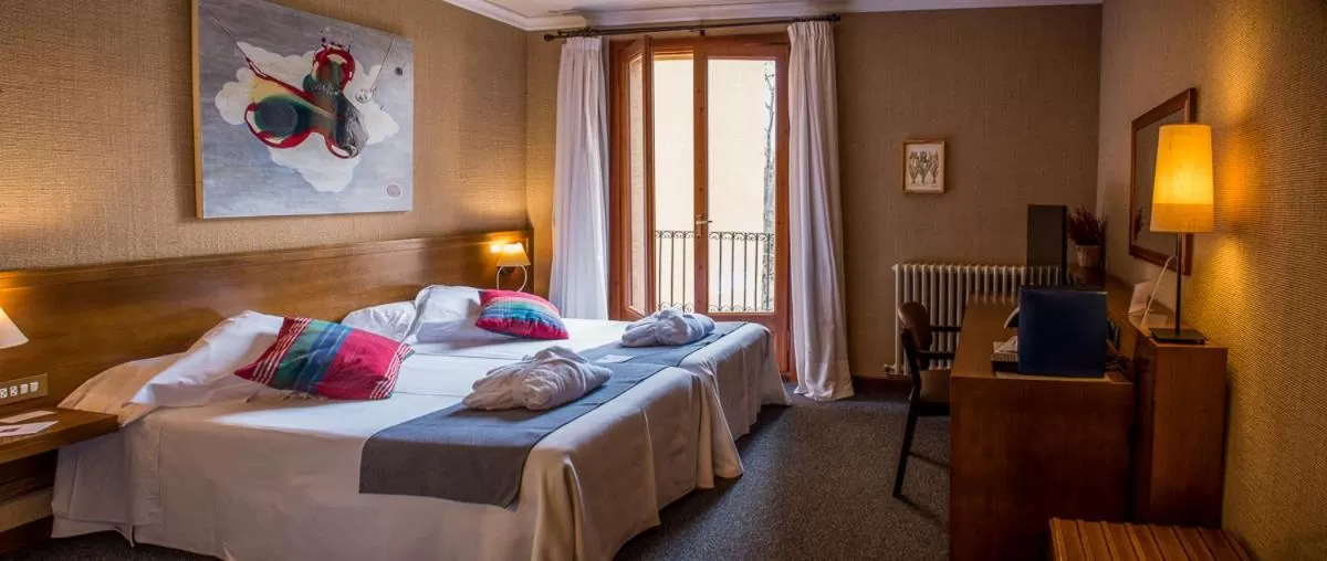 Bed in Hotel-Hostal Sport