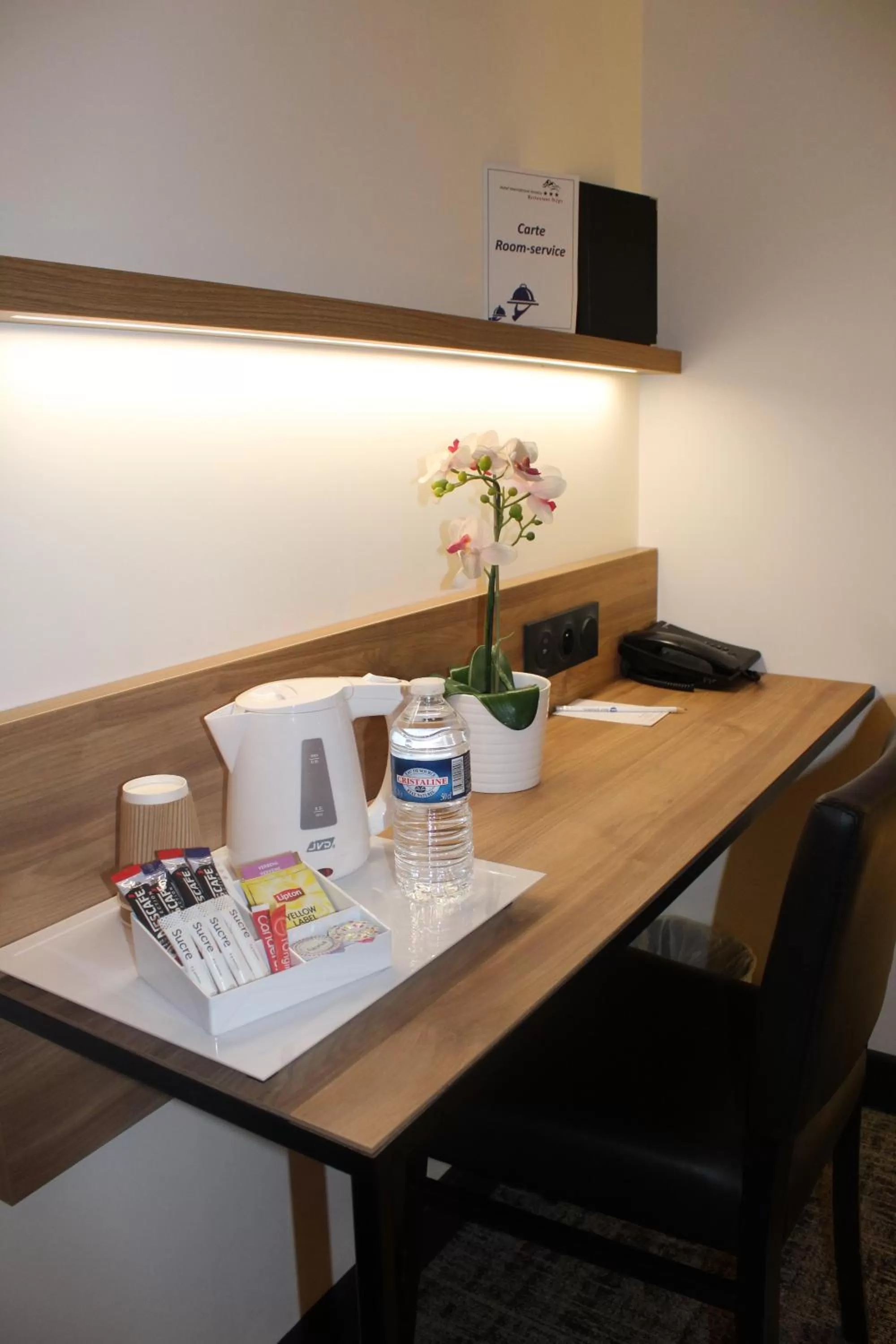 Coffee/tea facilities in Best Western Hôtel International