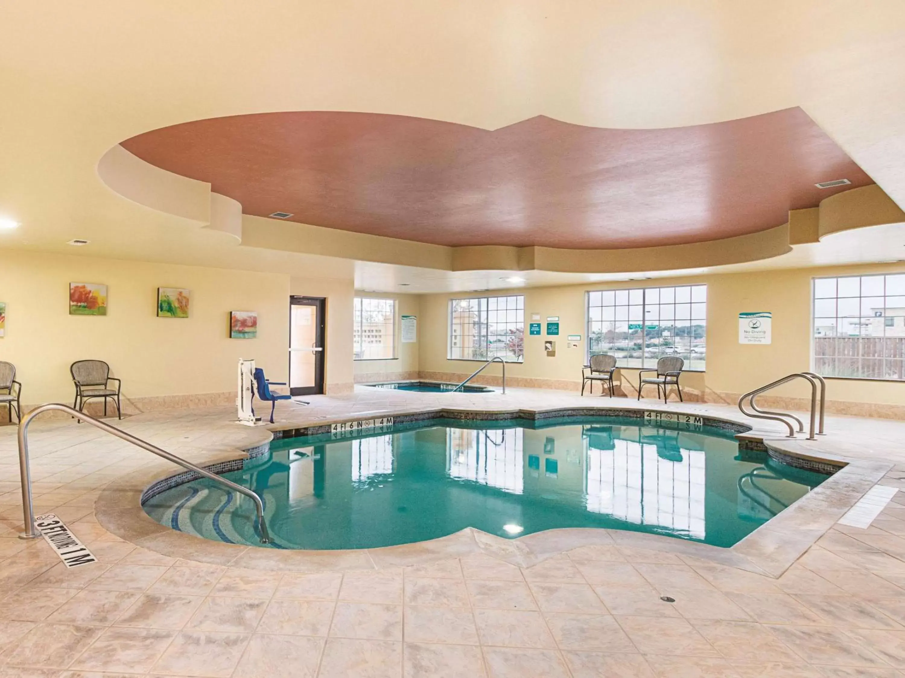 Pool view, Swimming Pool in La Quinta by Wyndham Woodway - Waco South