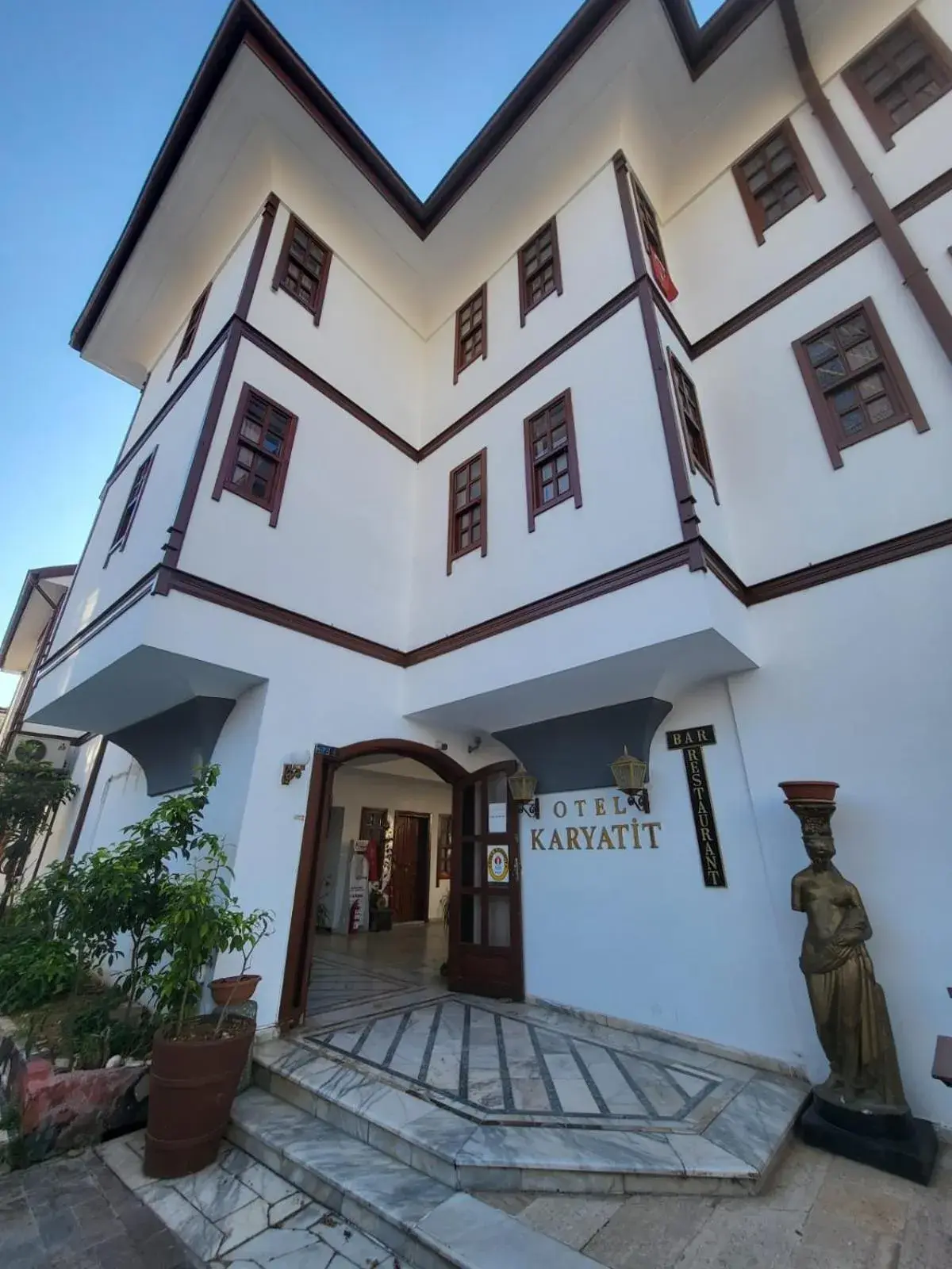 Property Building in Hotel Karyatit Kaleici