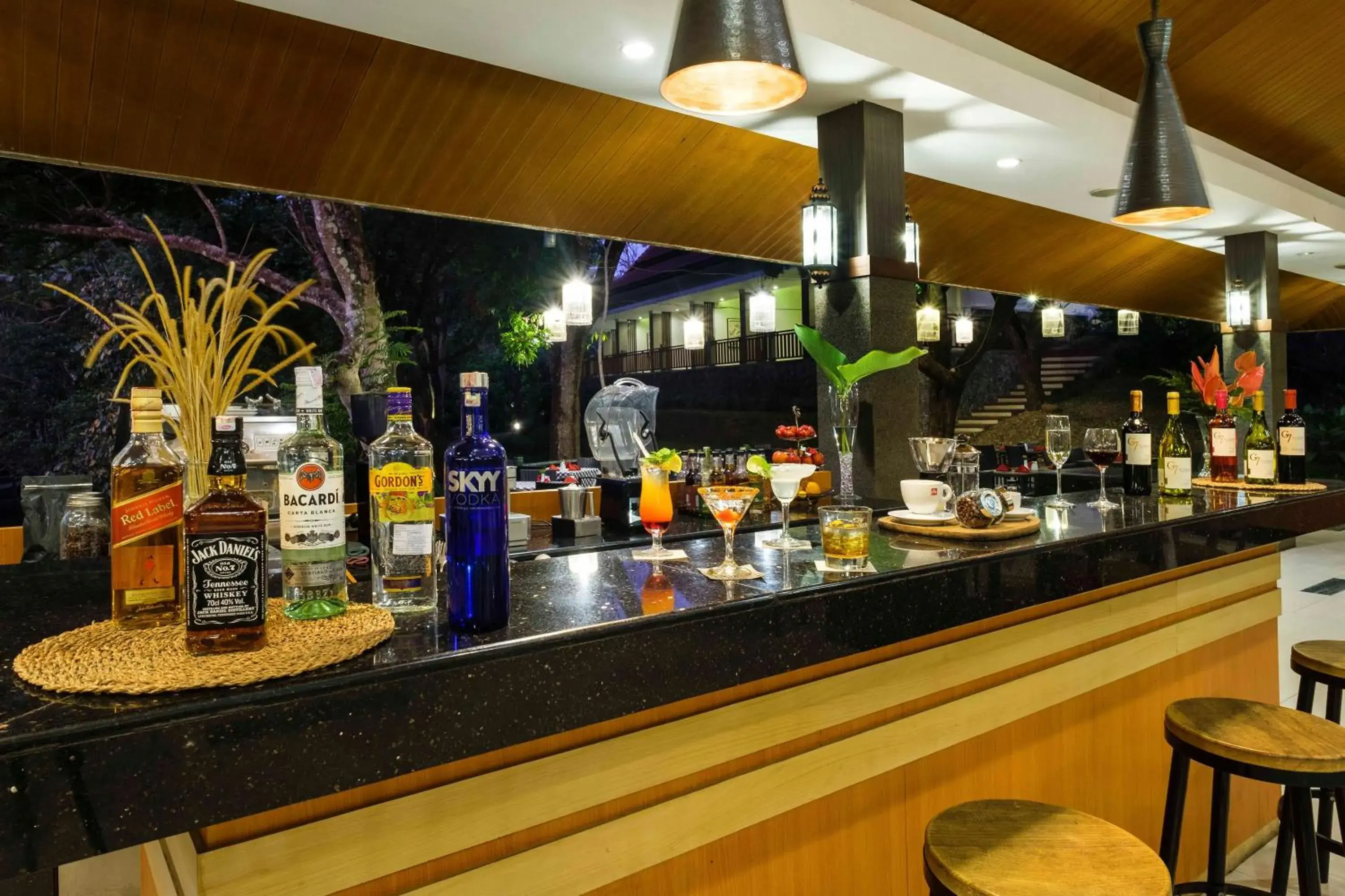 Lounge or bar, Lounge/Bar in Hotel Puri Asri