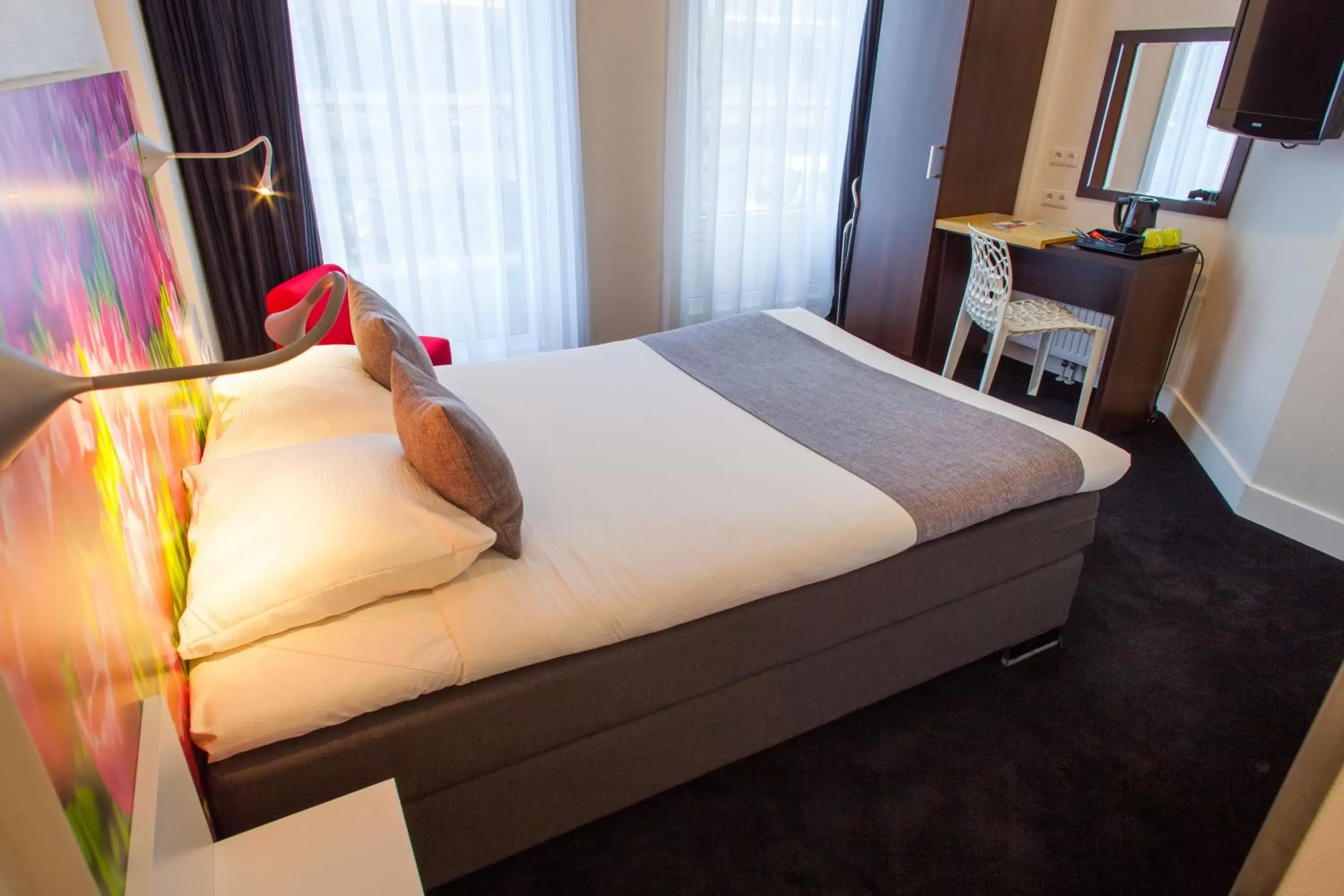 Standard Double Room in ibis Styles Amsterdam City
