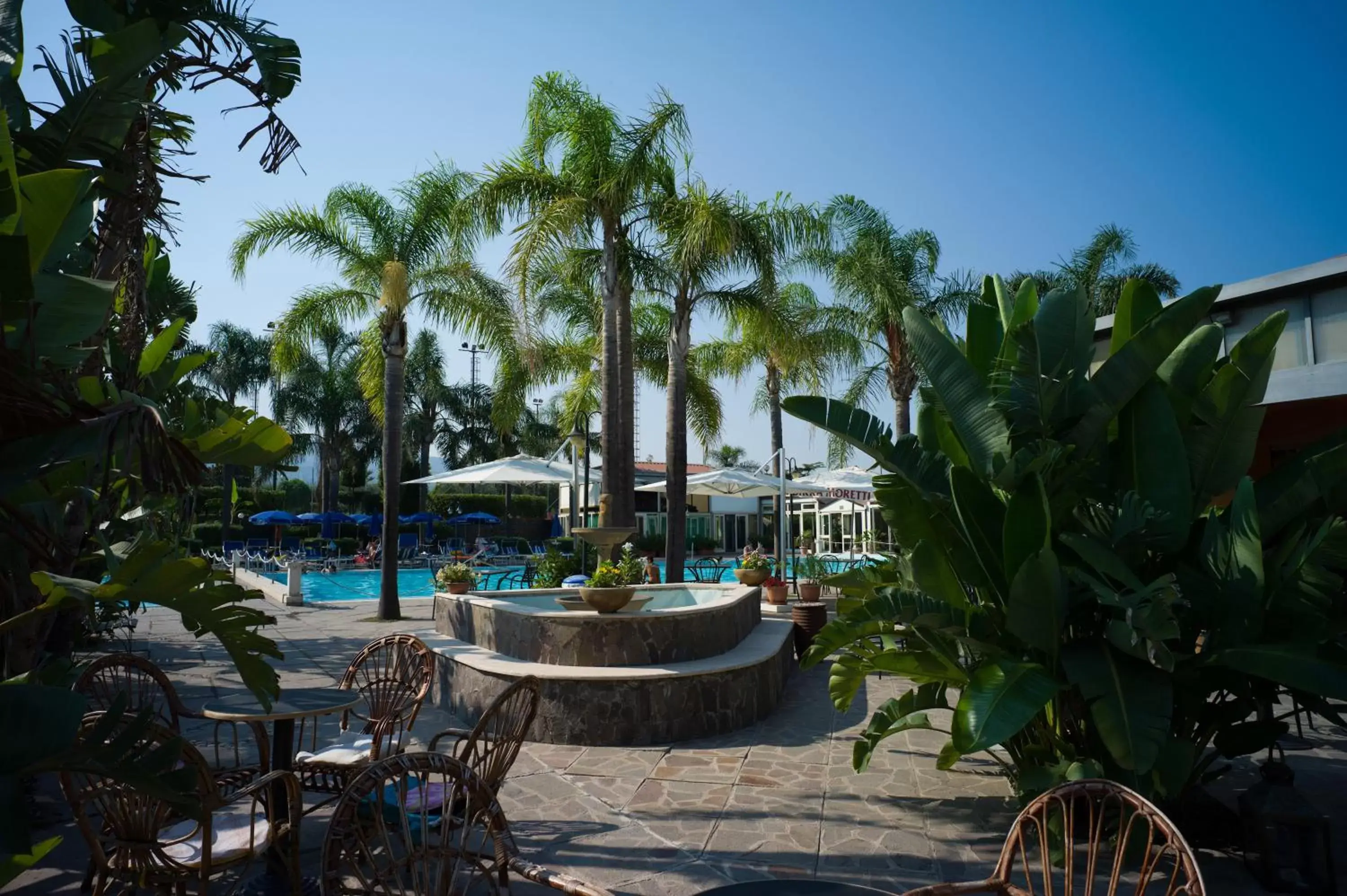 Garden, Swimming Pool in Atlantis Palace Hotel