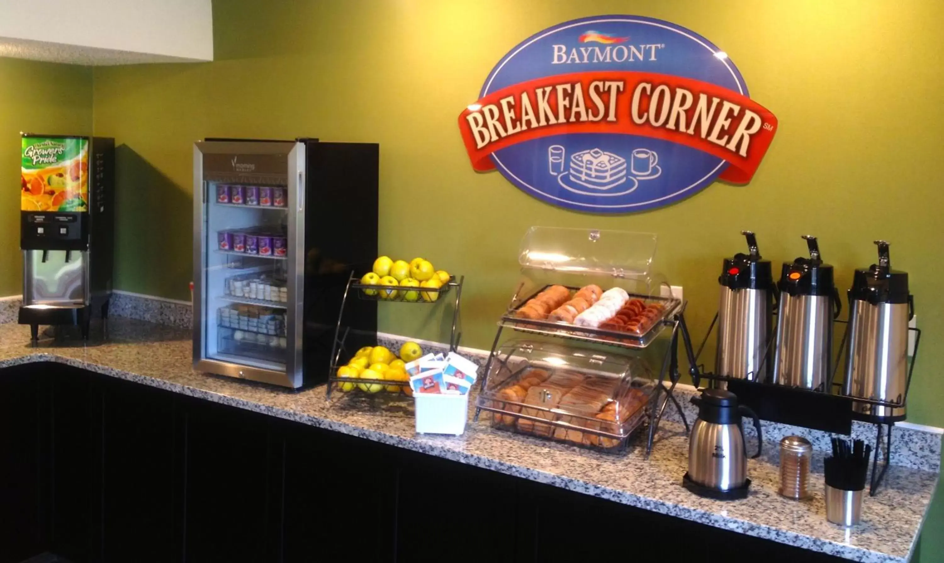 Food in Baymont by Wyndham Newark at University of Delaware