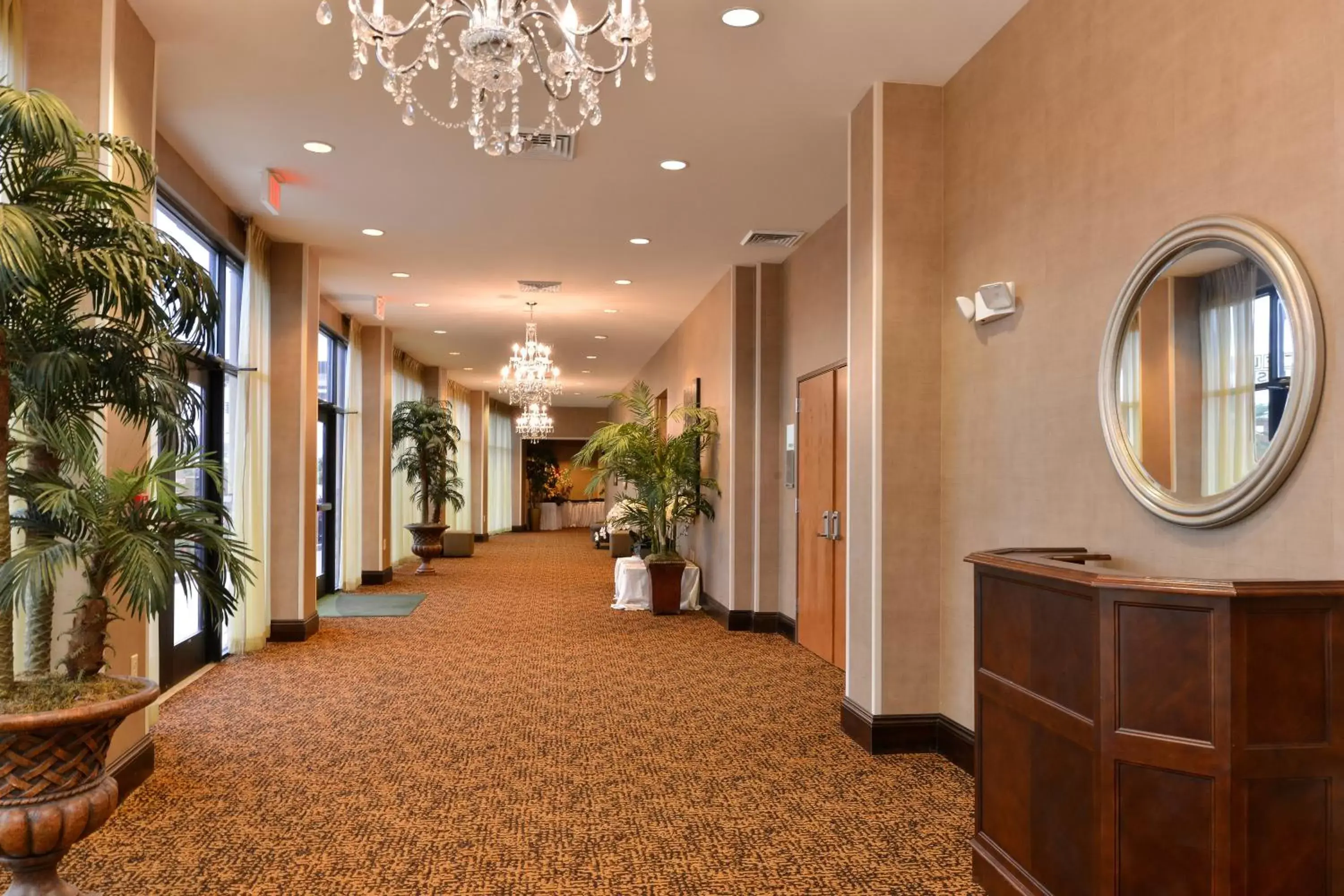 Restaurant/places to eat, Lobby/Reception in Holiday Inn Montgomery South Airport, an IHG Hotel