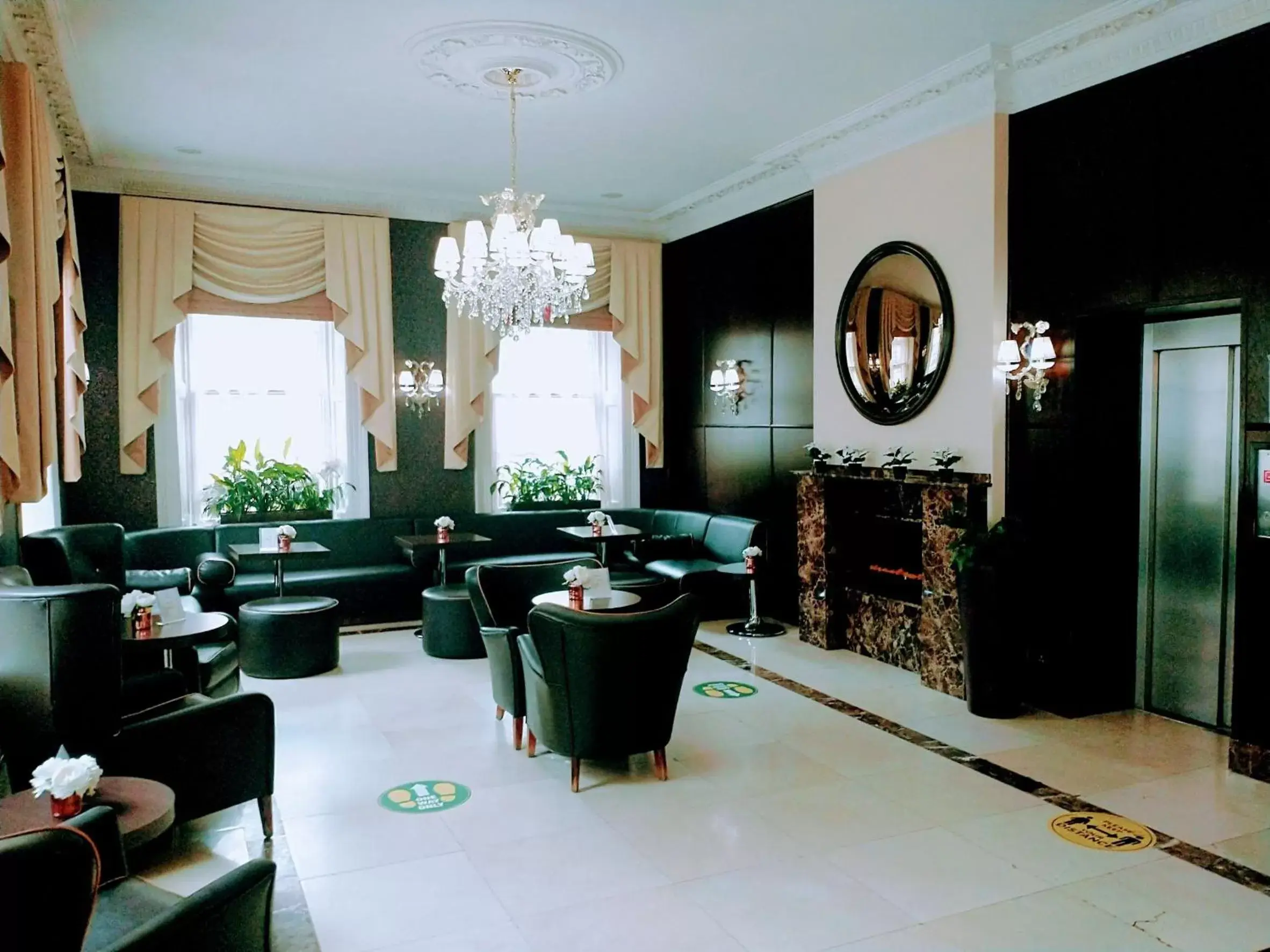 Lobby or reception in Hotel Edward Paddington